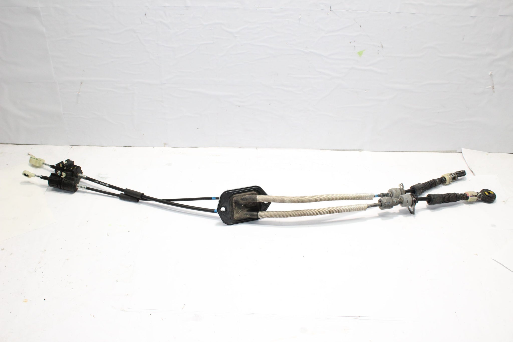 2017 HYUNDAI I30 MK3 MANUAL 6 SPEED Gear Selector Linkage Cable G4200-7B23