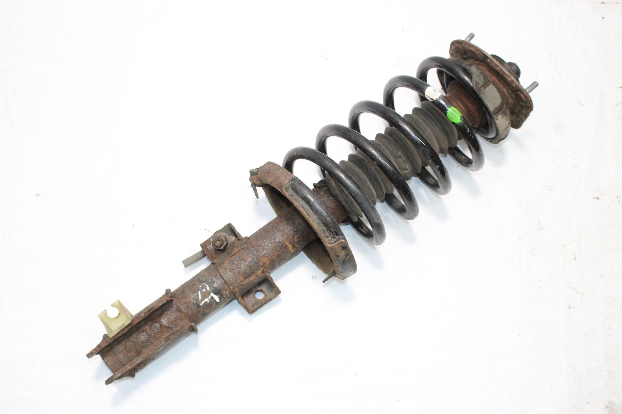 2010 VOLVO XC90 2.4 Right side Front Suspension Leg
