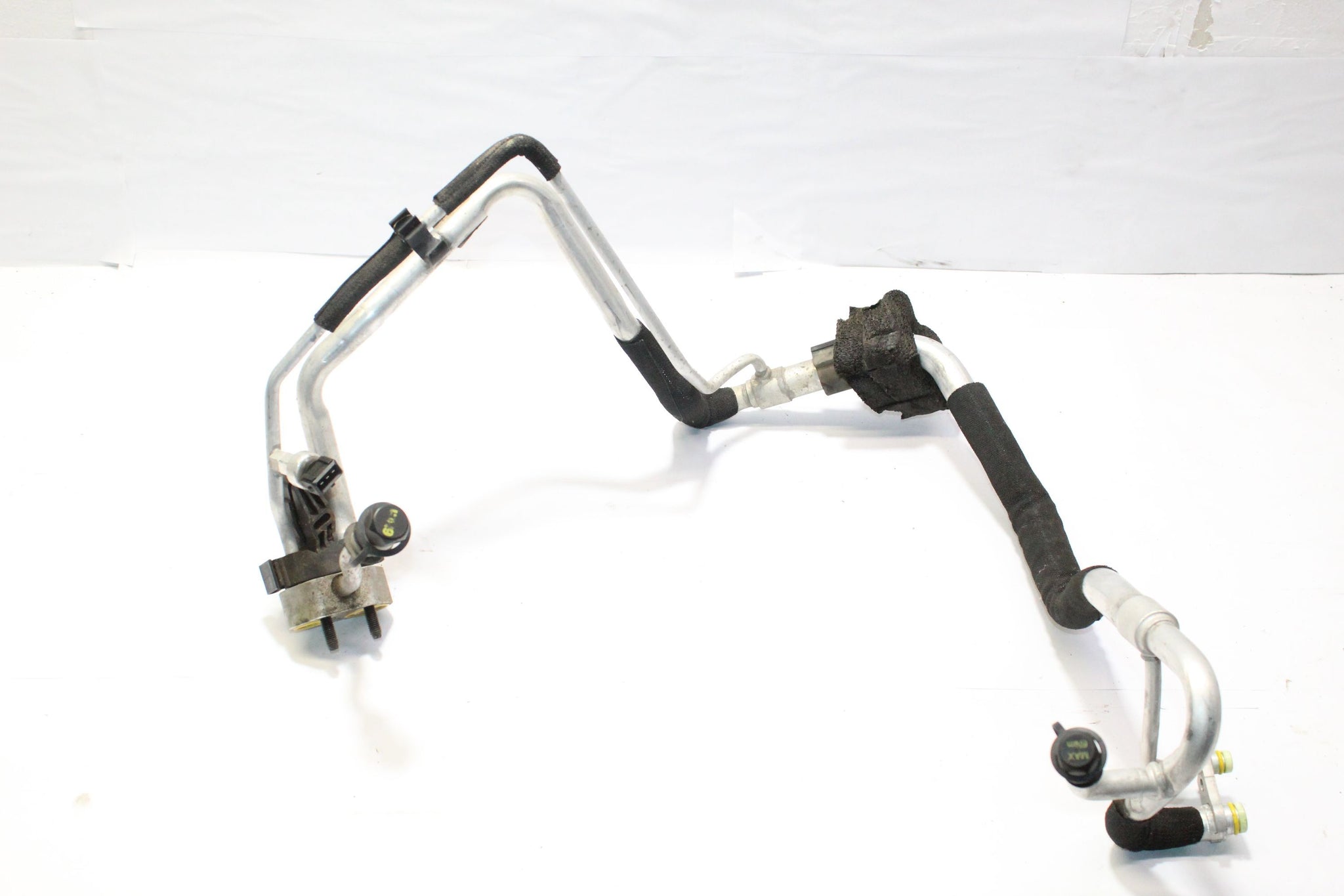 2011 VOLVO V60 1.6 AIR CON PIPES