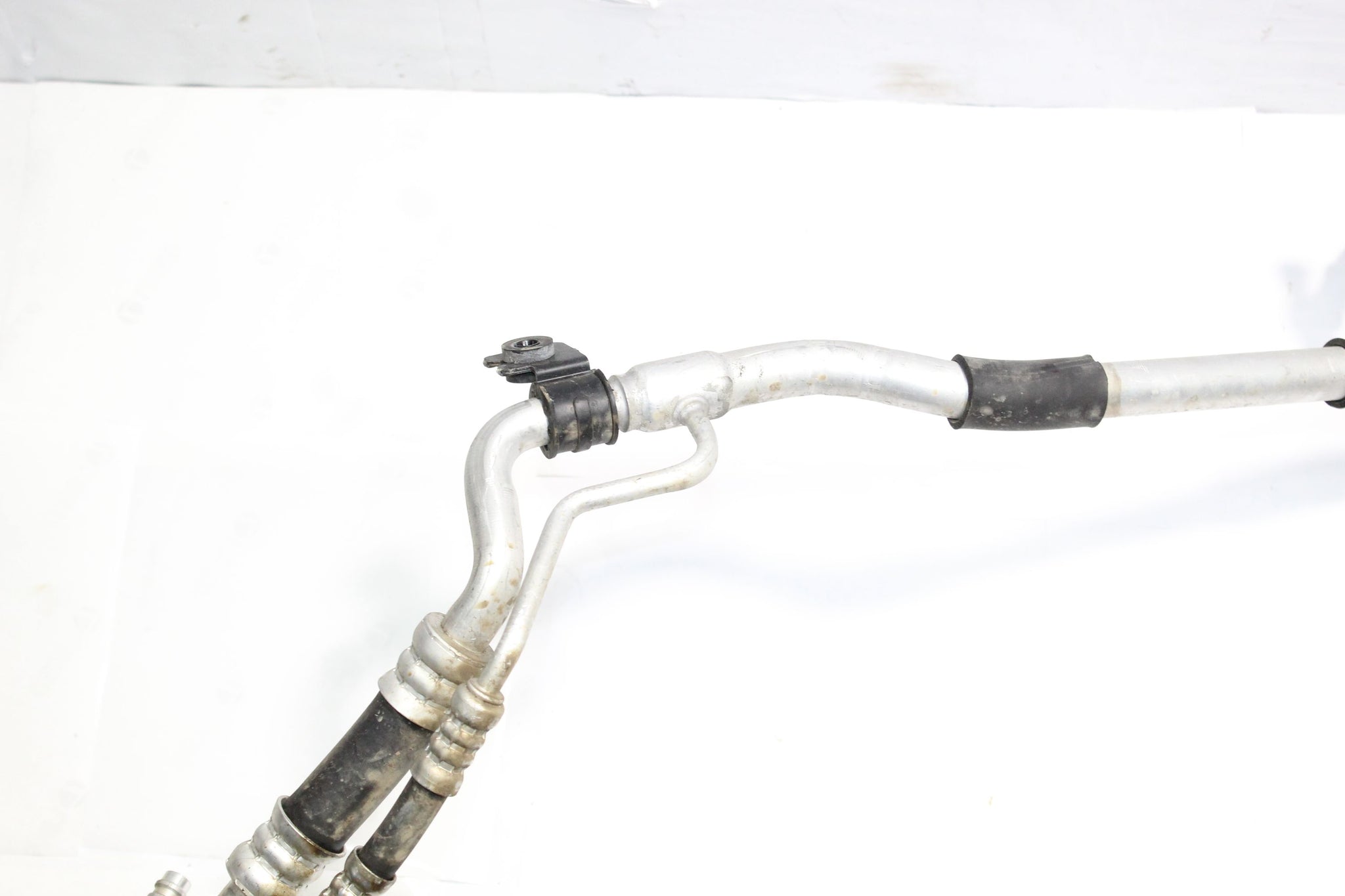 2017 HYUNDAI I30 MK3 1.4 Air Con Pipe 97775-G4350