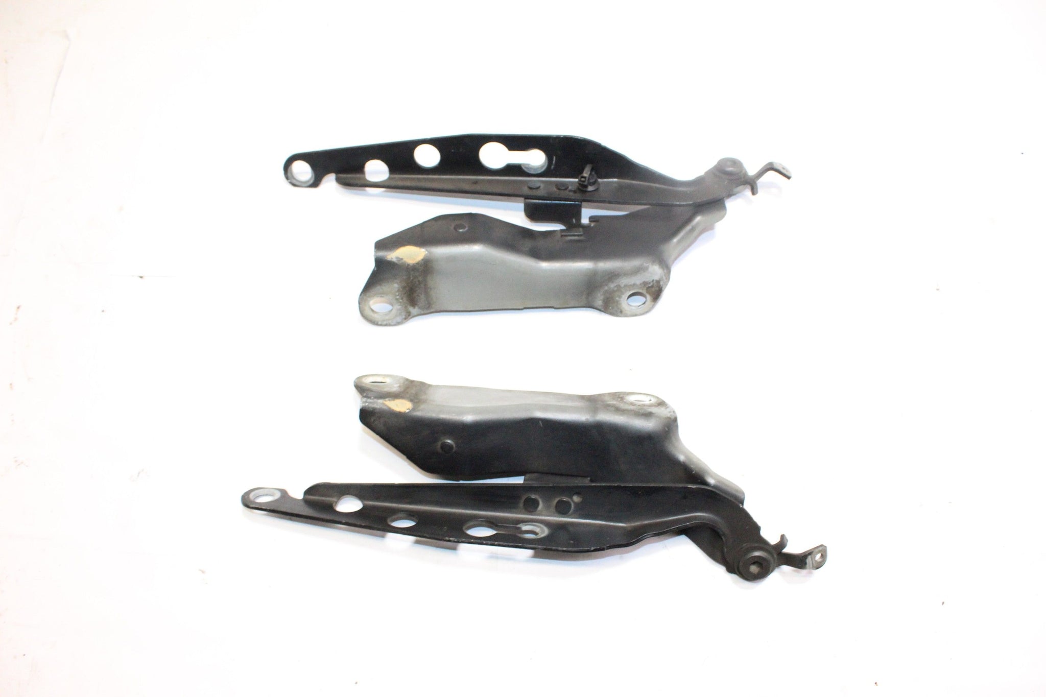 Volvo XC90 bonnet hinges 2010