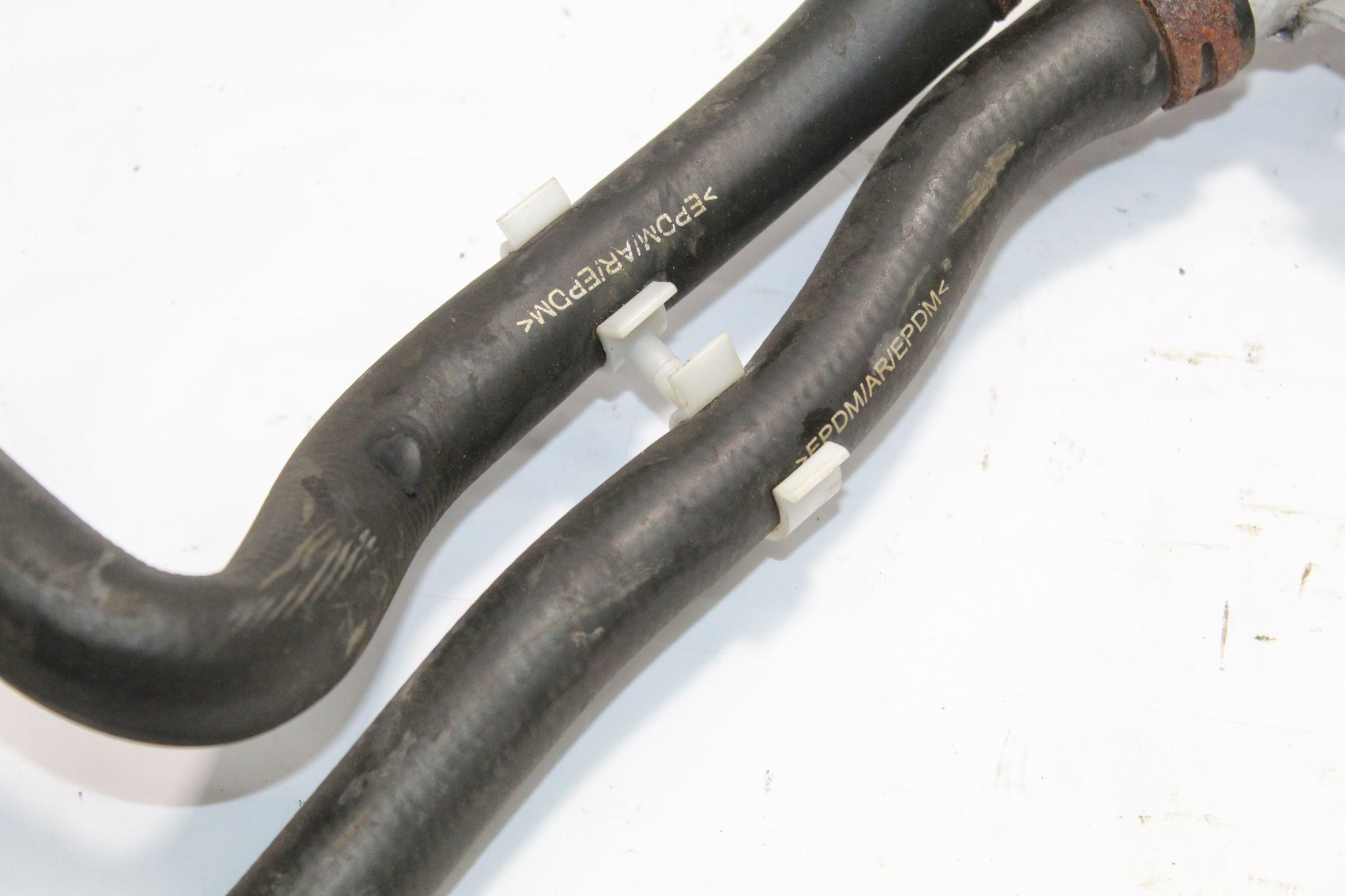 2016 RANGE ROVER EVOQUE 2.0 Coolant Pipe
