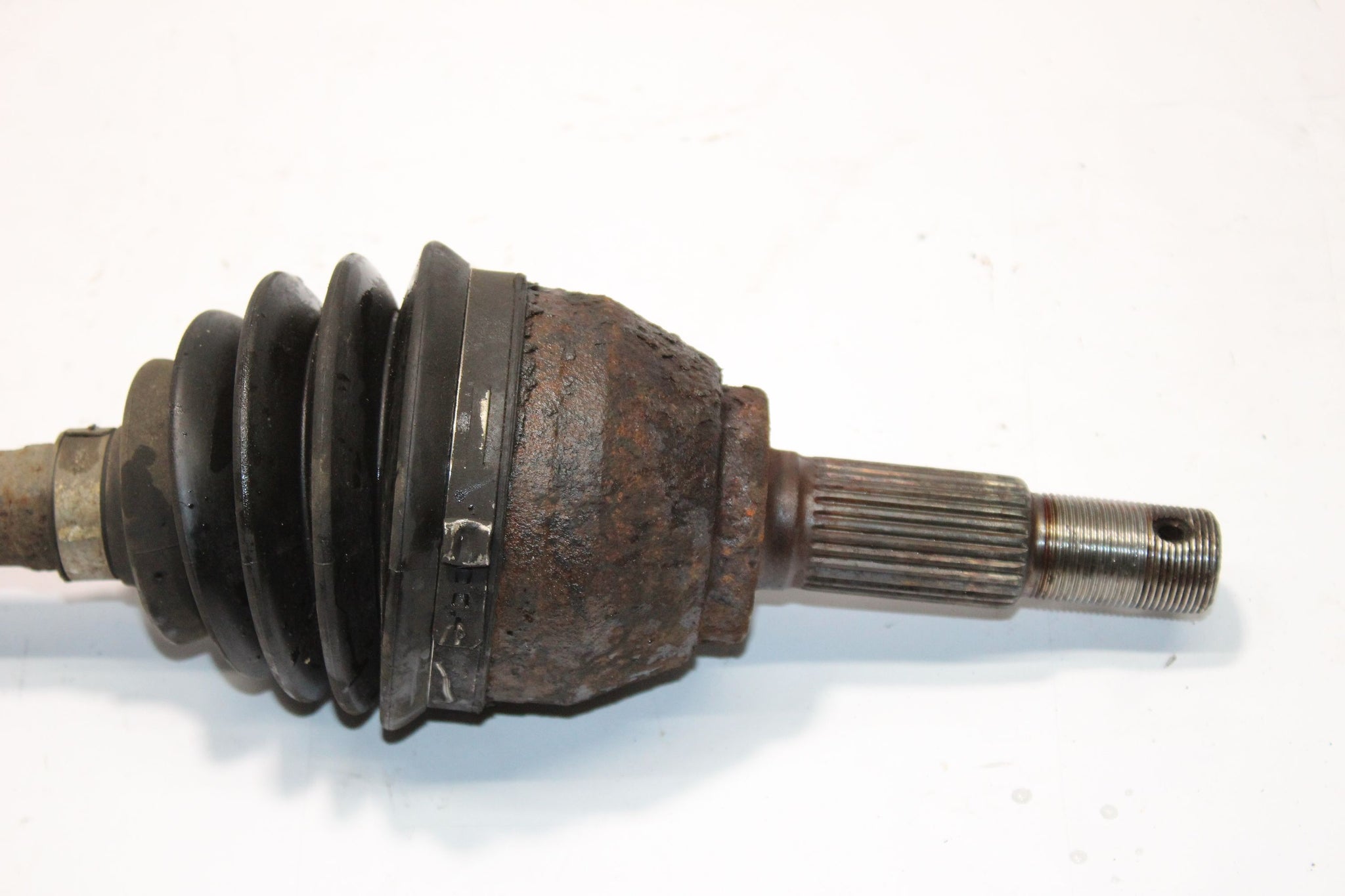 2016 NISSAN JUKE F15 1.5 Left side Front Driveshaft