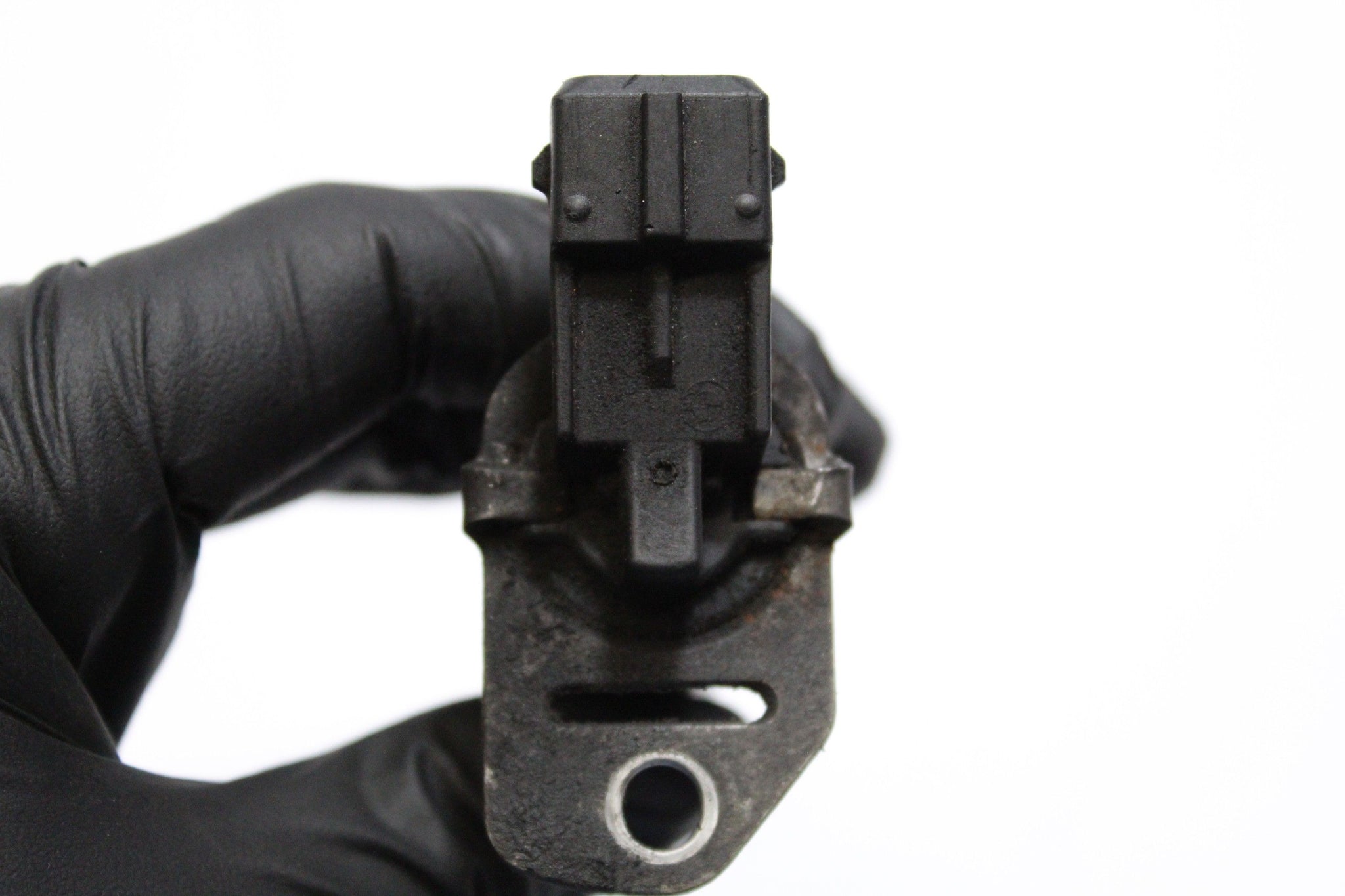 2010 BMW 1 Series E81 2.0 N43 Variable Timing Control Solenoid Valve