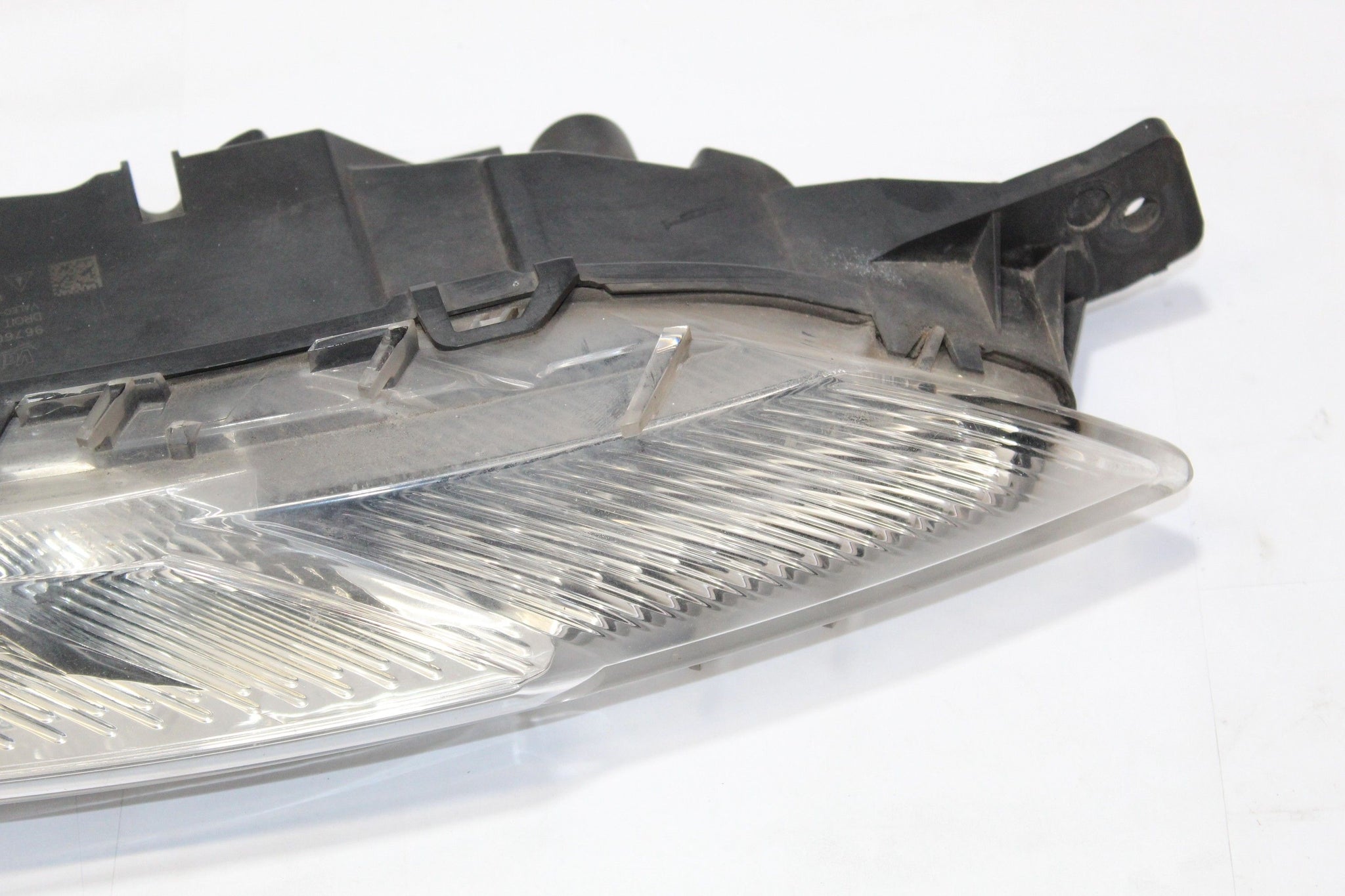 2015 CITROEN C4 Right side Front Day Time Running Light 9676036280