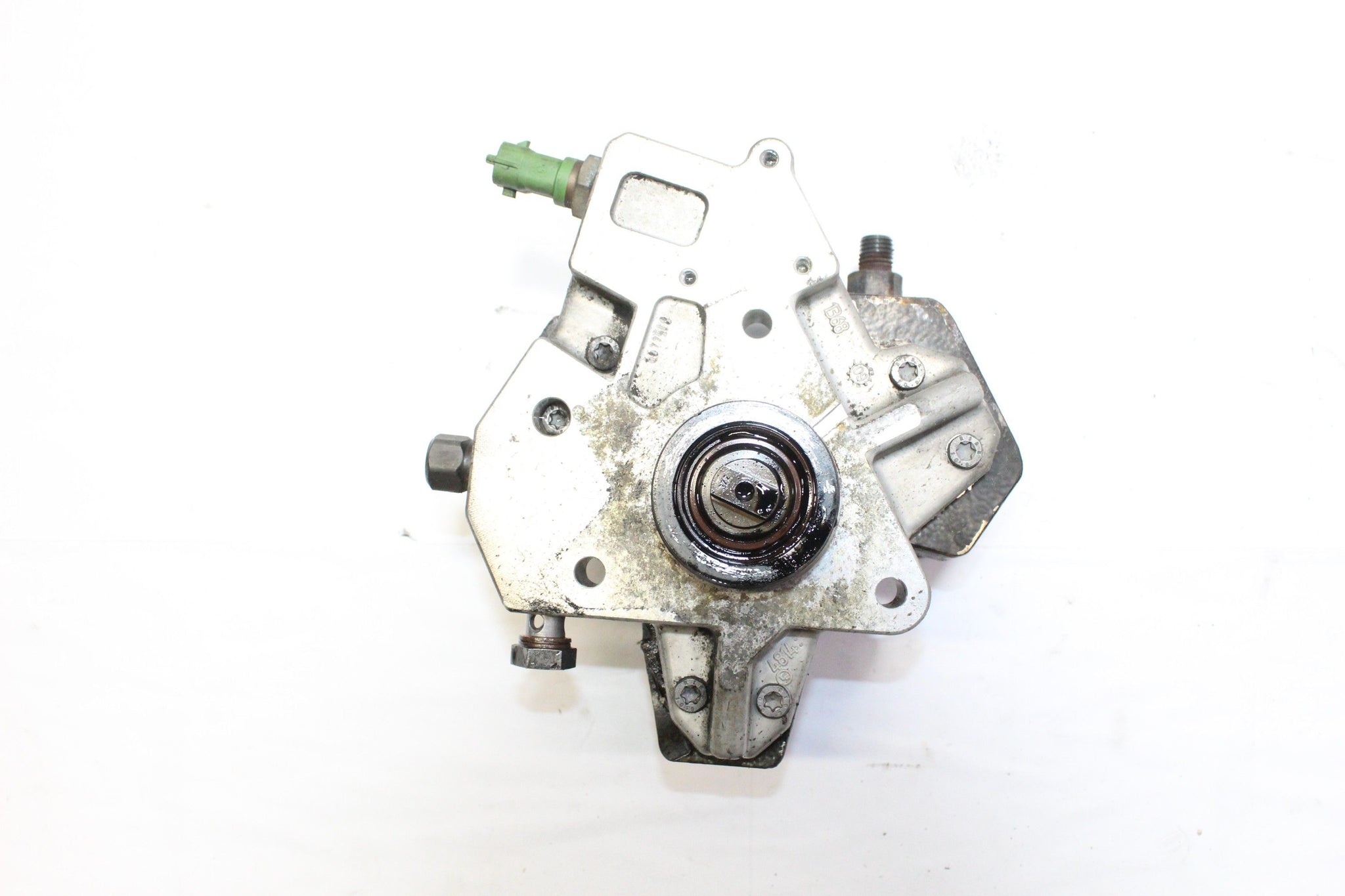 Volvo XC90 2.4 High Pressure Fuel Pump Diesel 0445010111