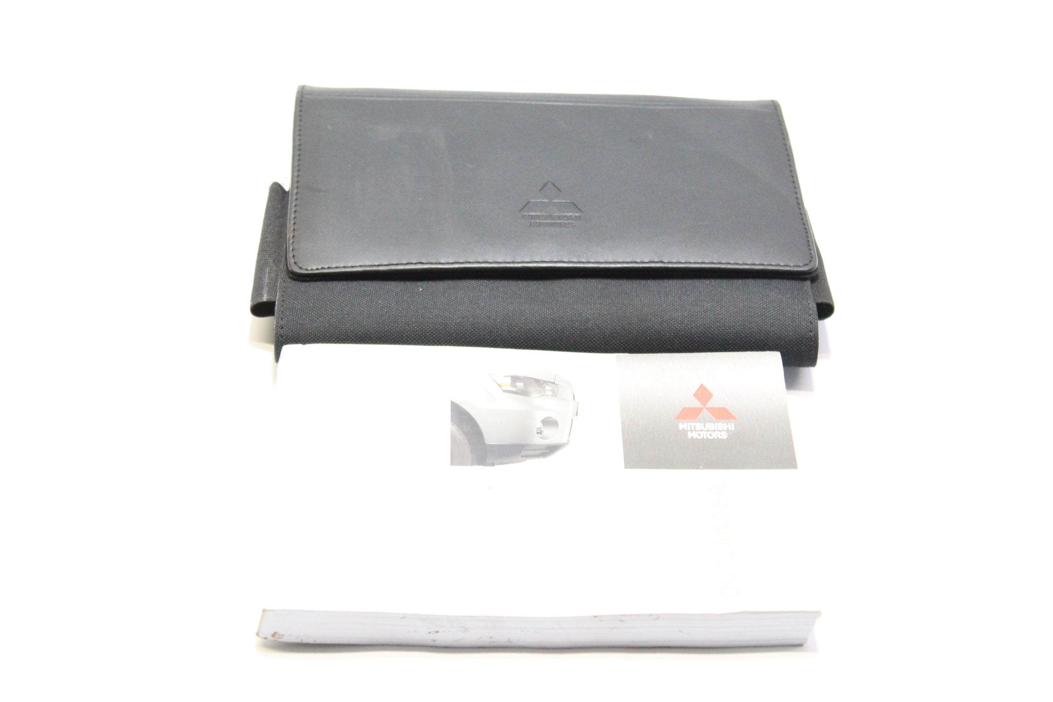 2012 MITSUBISHI OUTLANDER Owners Manual and Wallet