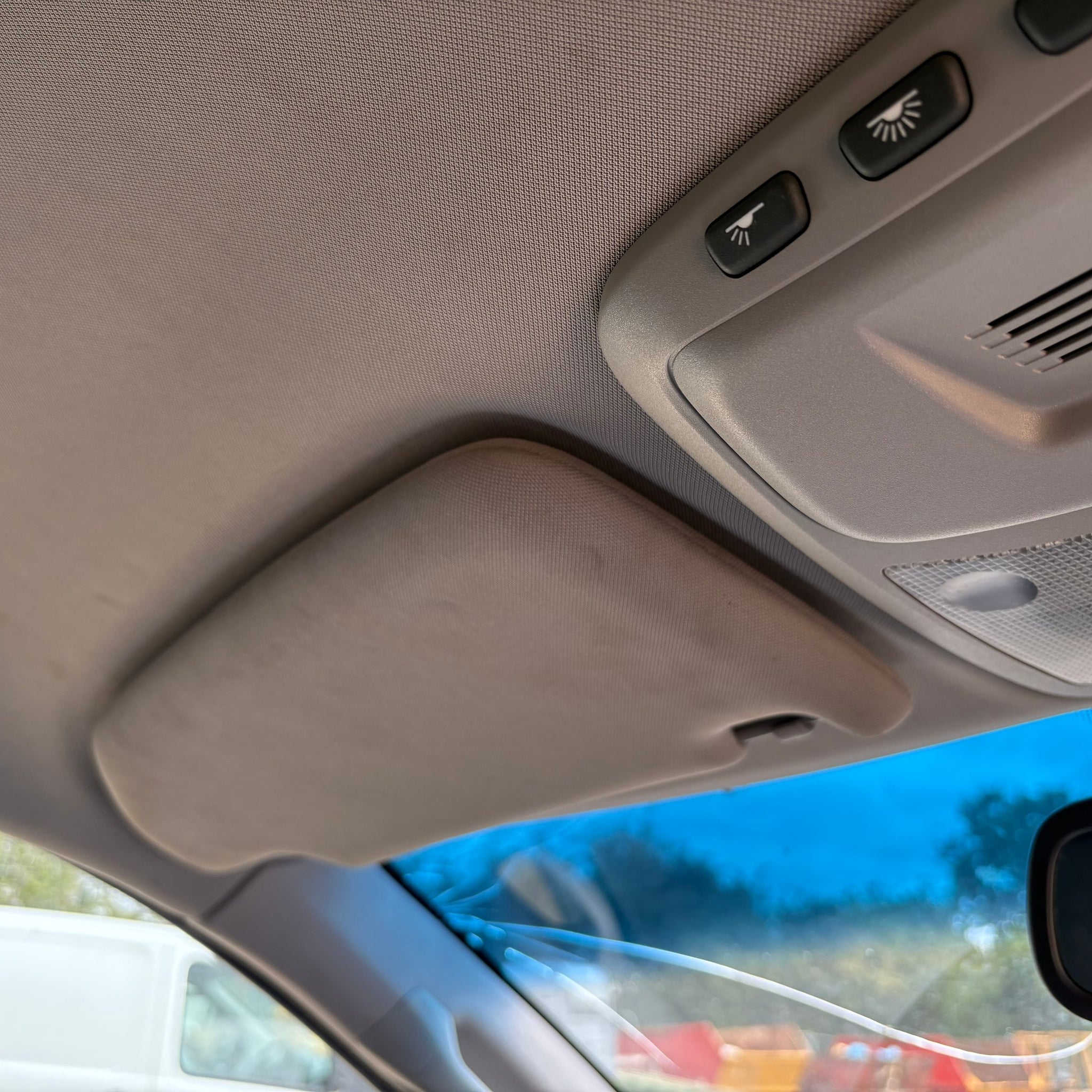 2009 VOLVO XC90 LEFT SIDE SUN VISOR