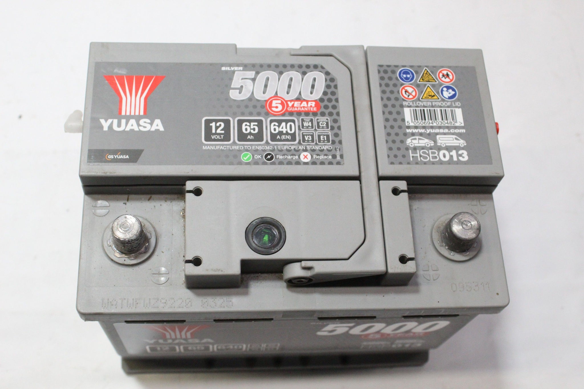 YUASA CAR BATTERY HSB013 12V 65Ah 650A