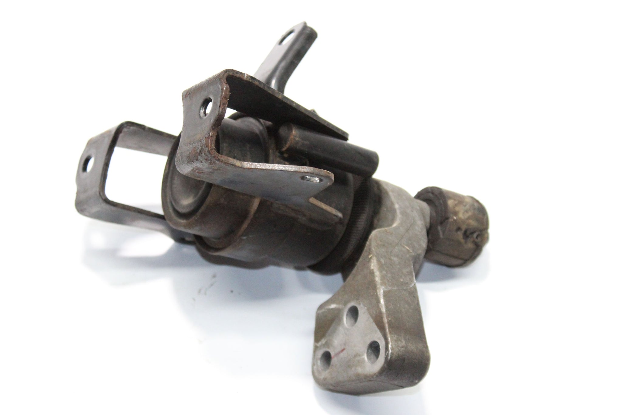 2013 MITSUBISHI MIRAGE 1.2 Engine Mount