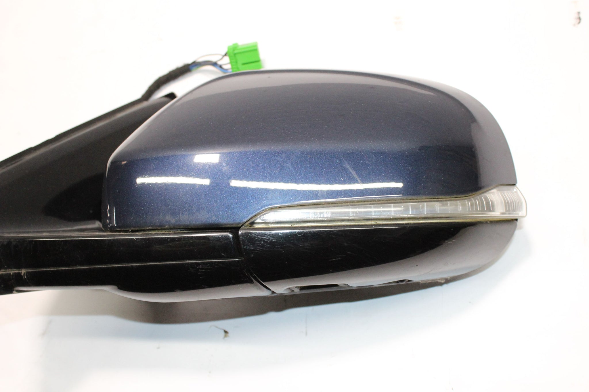 2013 VOLVO V40 Left side Wing Mirror BLUE