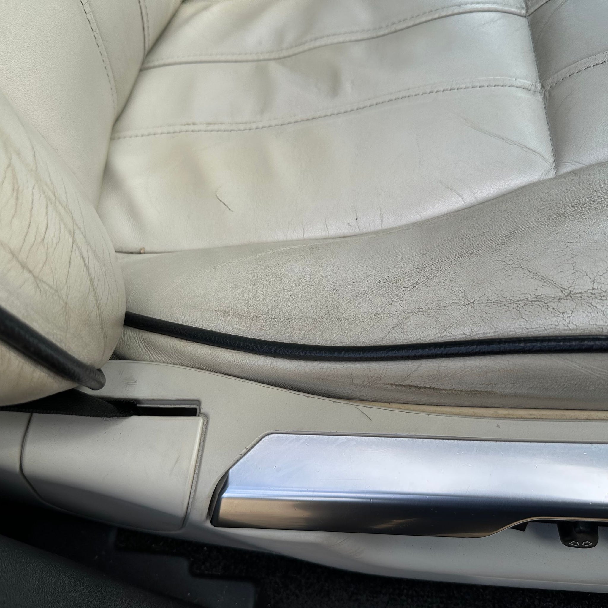 RANGE ROVER VOGUE L322 DRIVER SIDE FRONT SEAT 2011