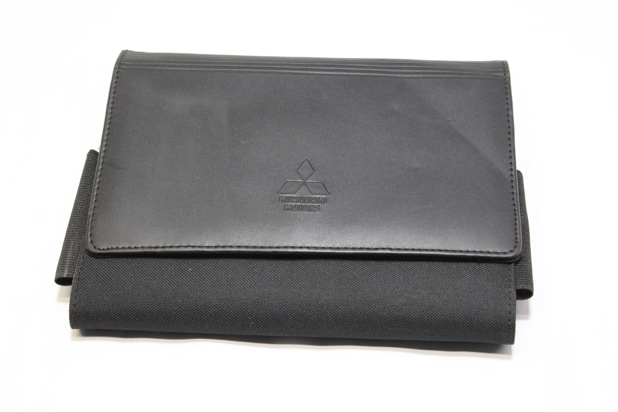 2012 MITSUBISHI OUTLANDER Owners Manual and Wallet