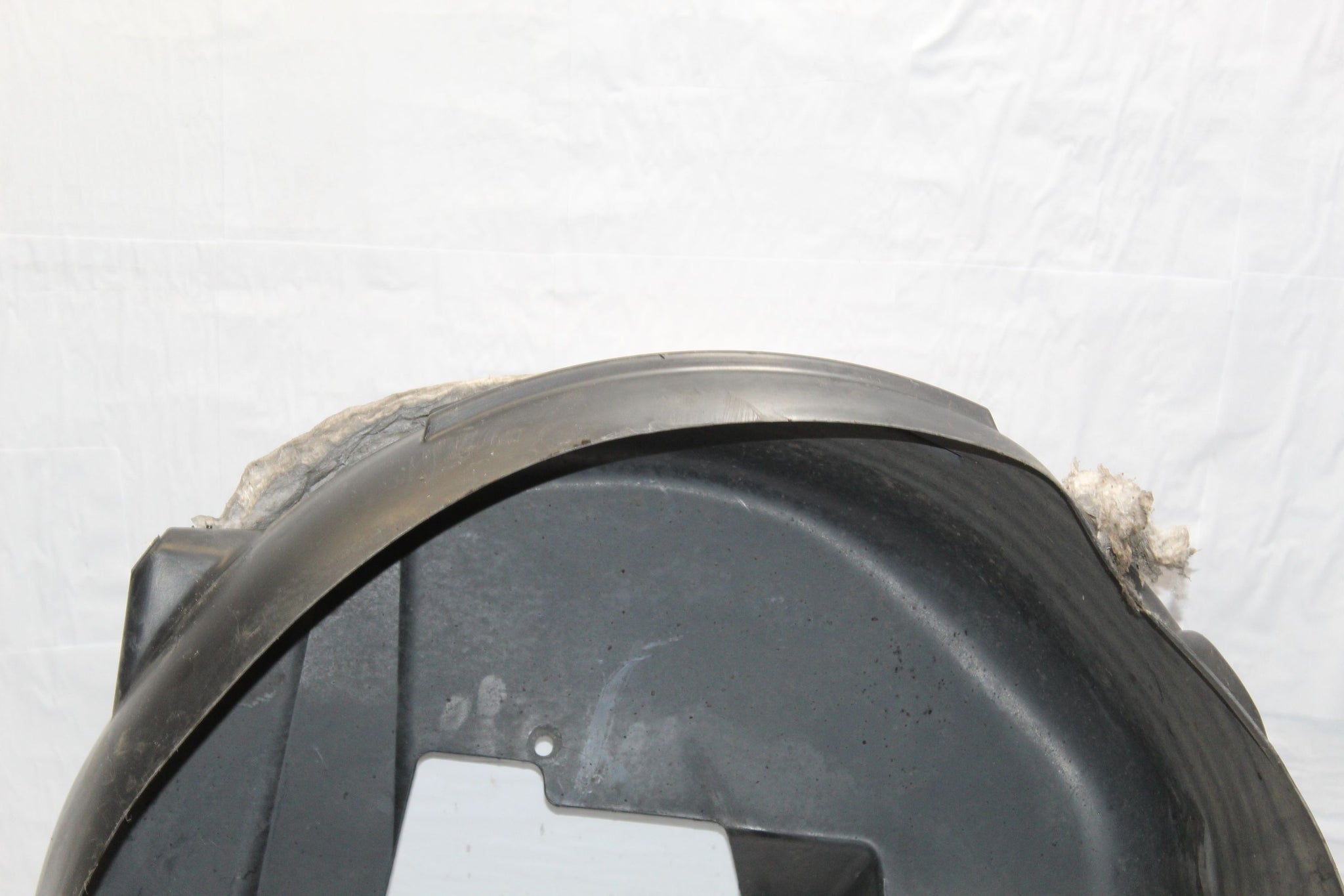 2014 CITROEN C4 GRAND PICASSO Left side Rear Splash Guard 9808023080