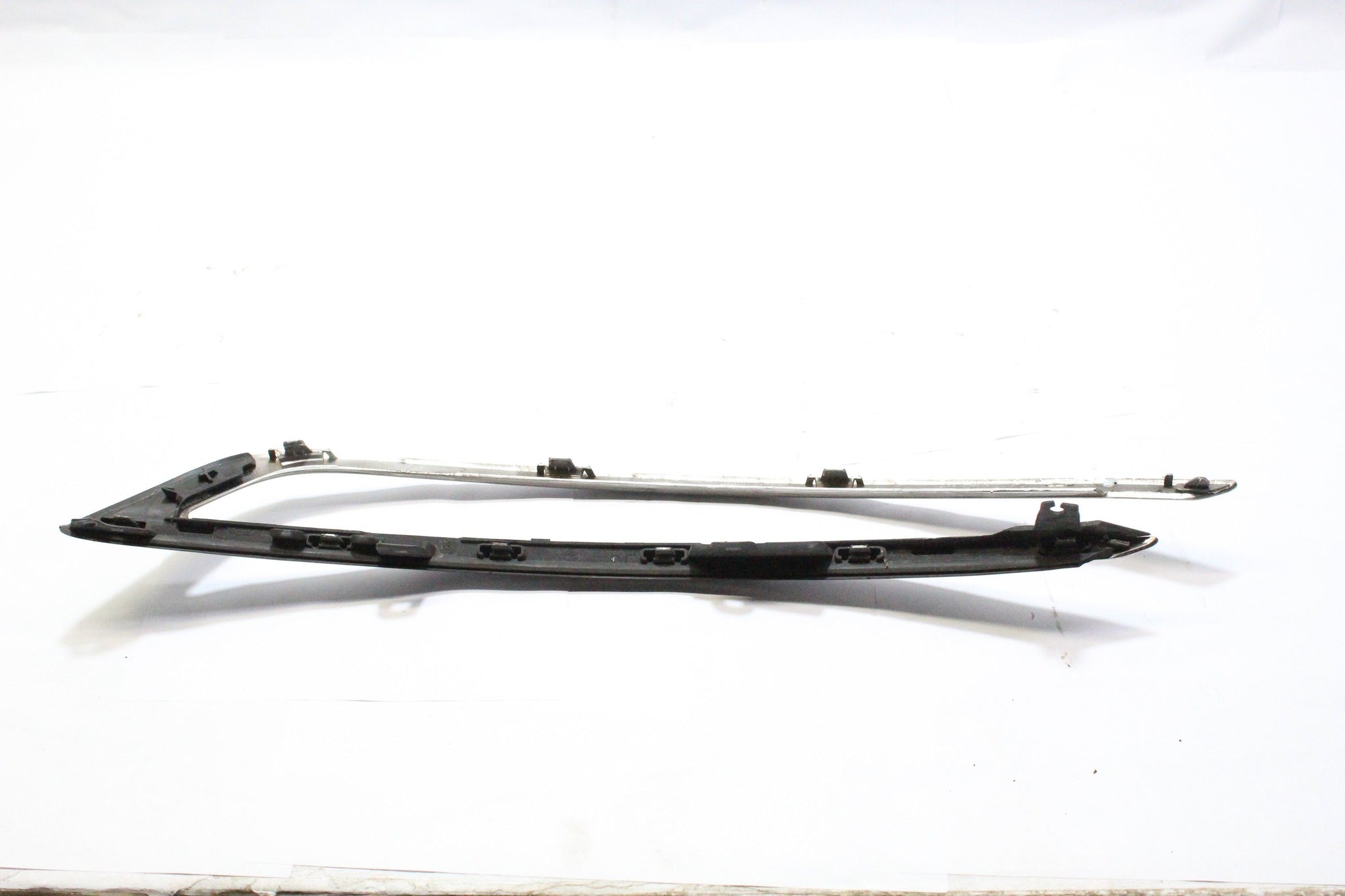 2015 CITROEN C4 Right side Front Bumper Running Light Chrome Trim