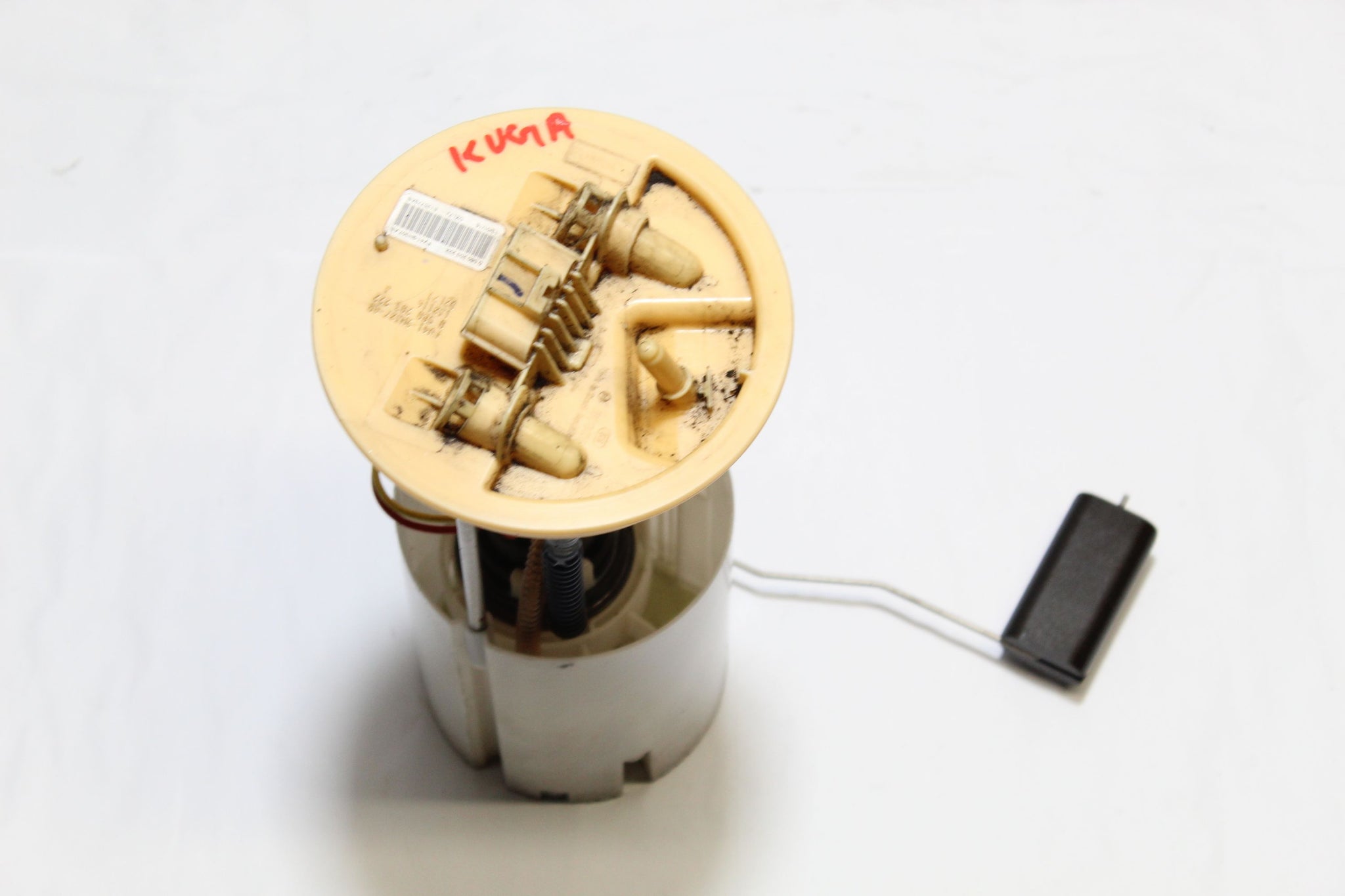 2016 FORD KUGA 2.0 DIESEL FUEL PUMP SENDEER UNIT FV41-9H307-AB