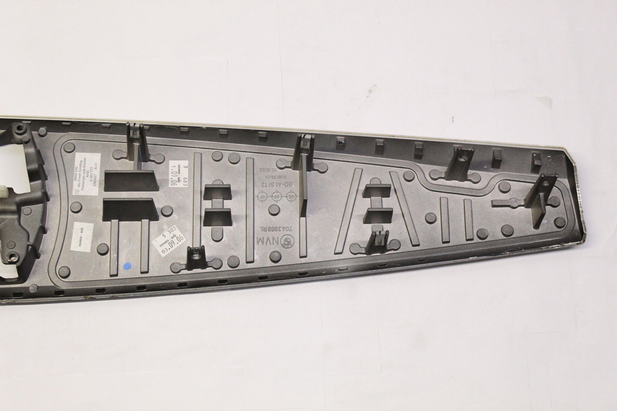 2006 BMW Z4 Left side Dashboard Trim Cover 6961777