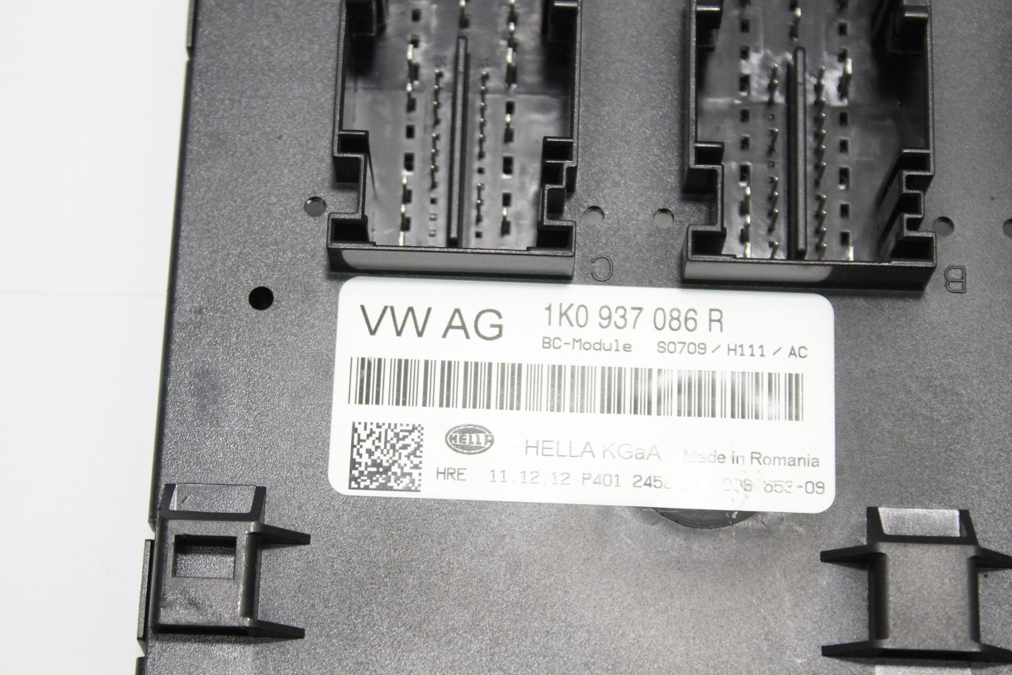 2013 SKODA YETI 2.0 BCM Body Control Module 1K0937086R