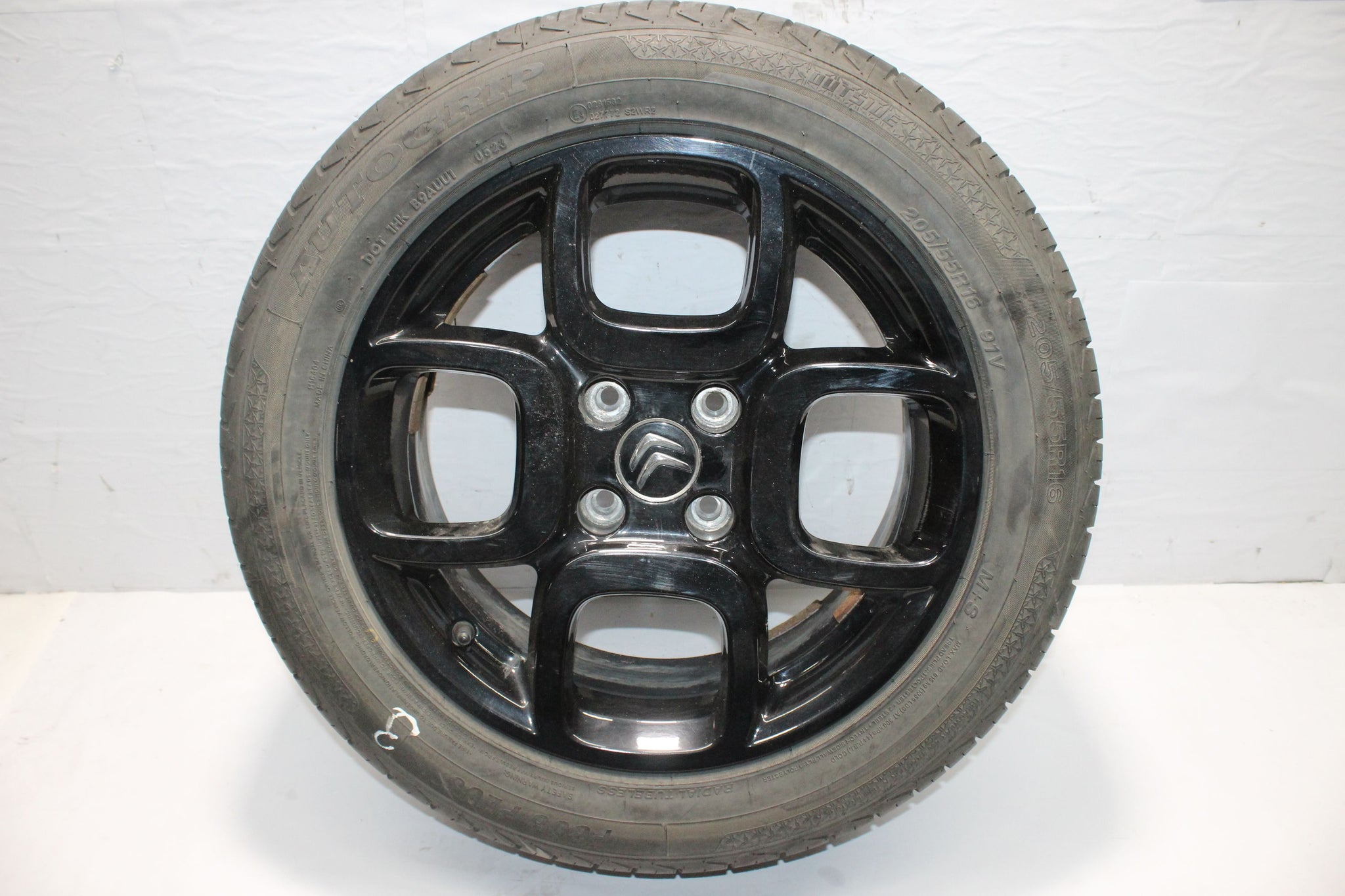 2018 CITROEN C4 CACTUS Alloy Wheel with Tyre 205 / 55 R16 5.5MM