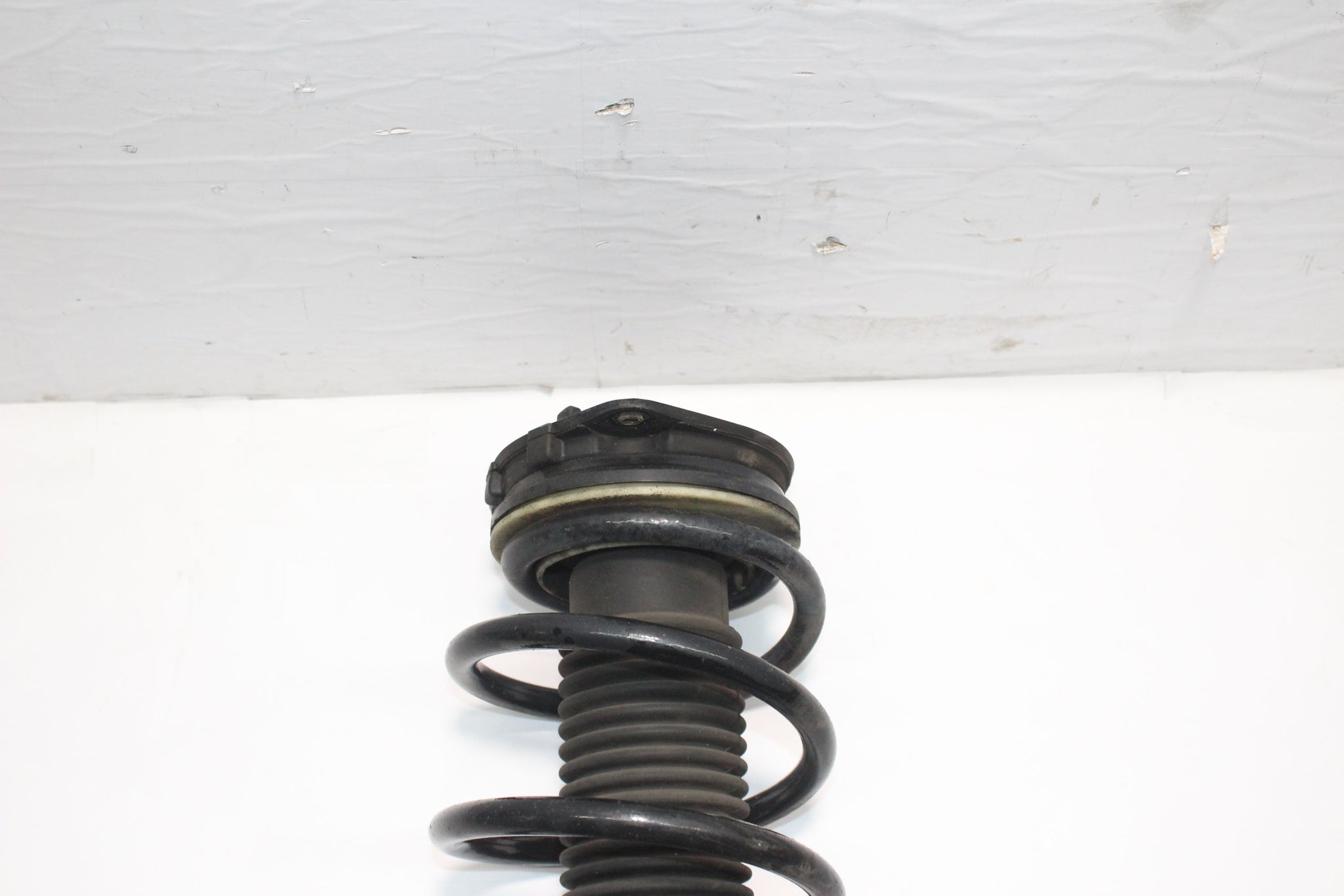 2012 NISSAN QASHQAI +2 1.5 Right side Front Suspension Leg
