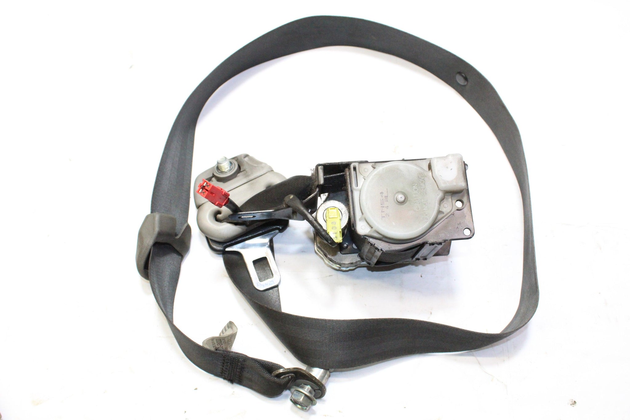 2005 MITSUBISHI SHOGUN Left side Front Seat Belt