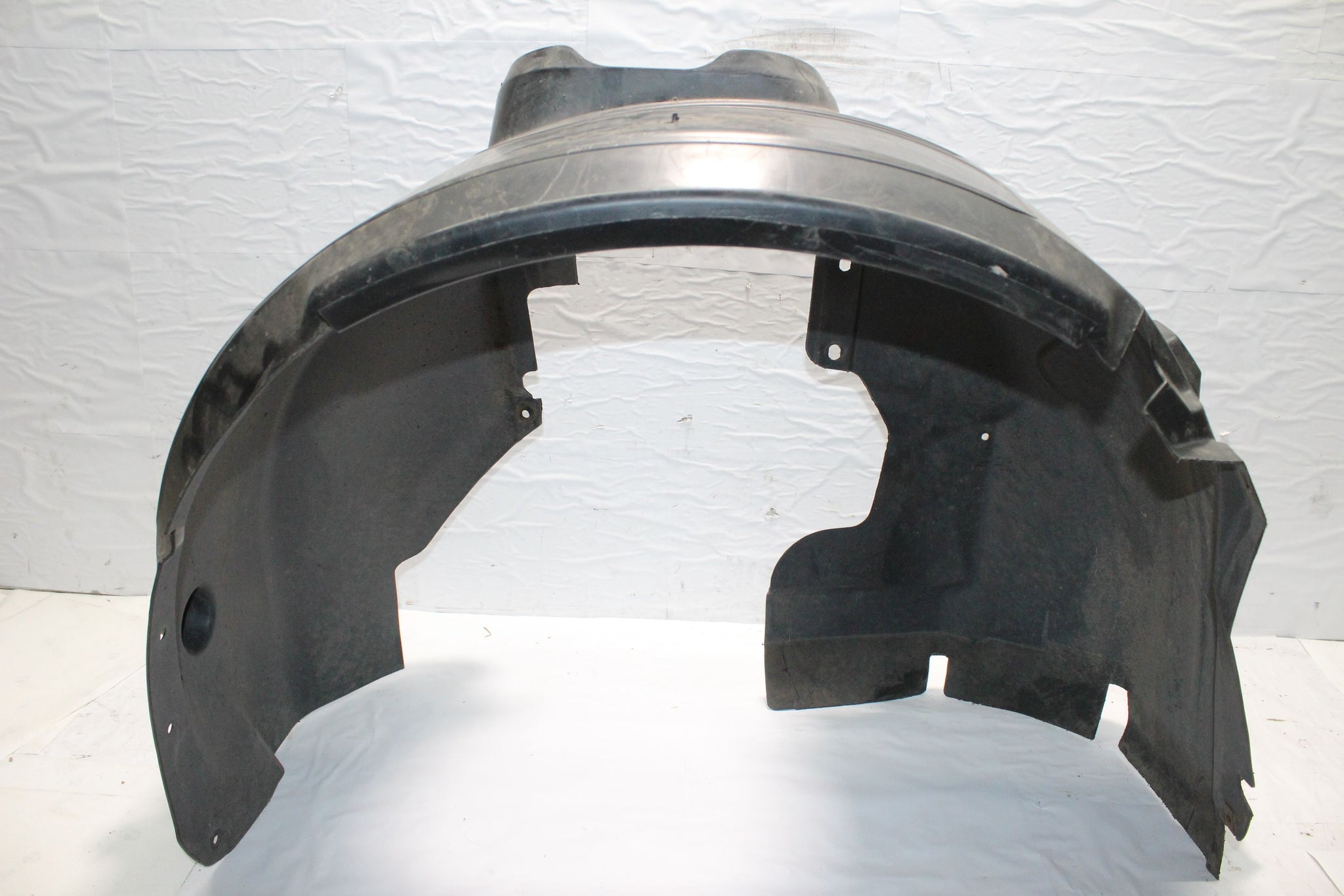 2016 FORD FOCUS MK3 Right side Front Splash Guard AM51-R16114-BG