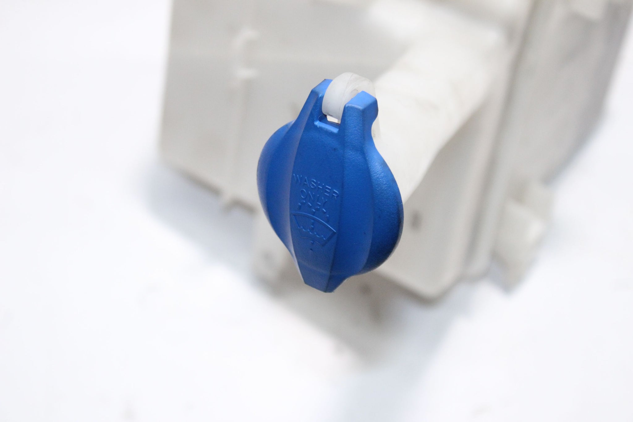2019 HYUNDAI I40 Windscreen Washer Bottle Pump 98510-1W010