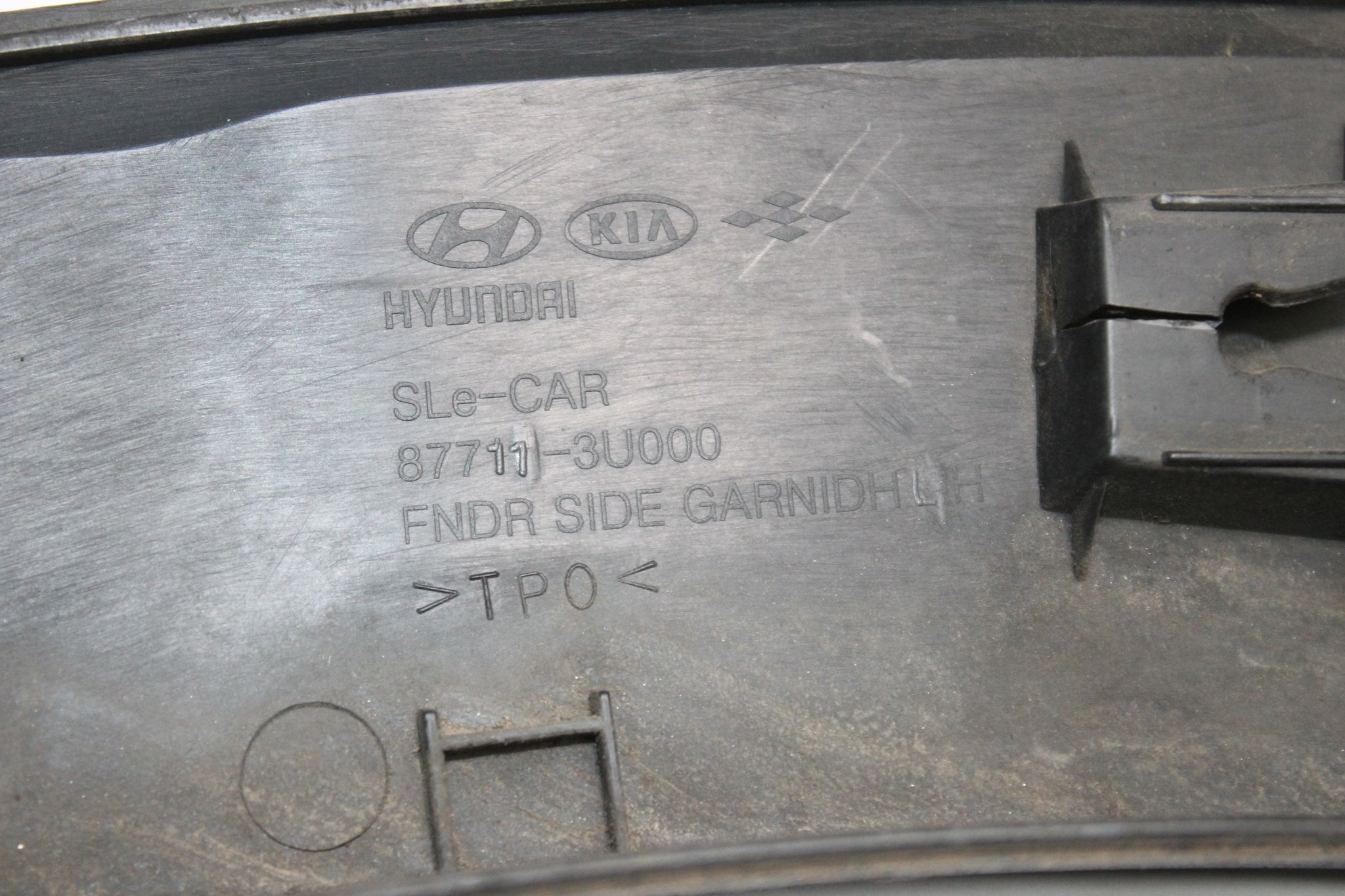 2014 KIA SPORTAGE MK3 Left side Front Wheel Arch Trim 87711-3U000