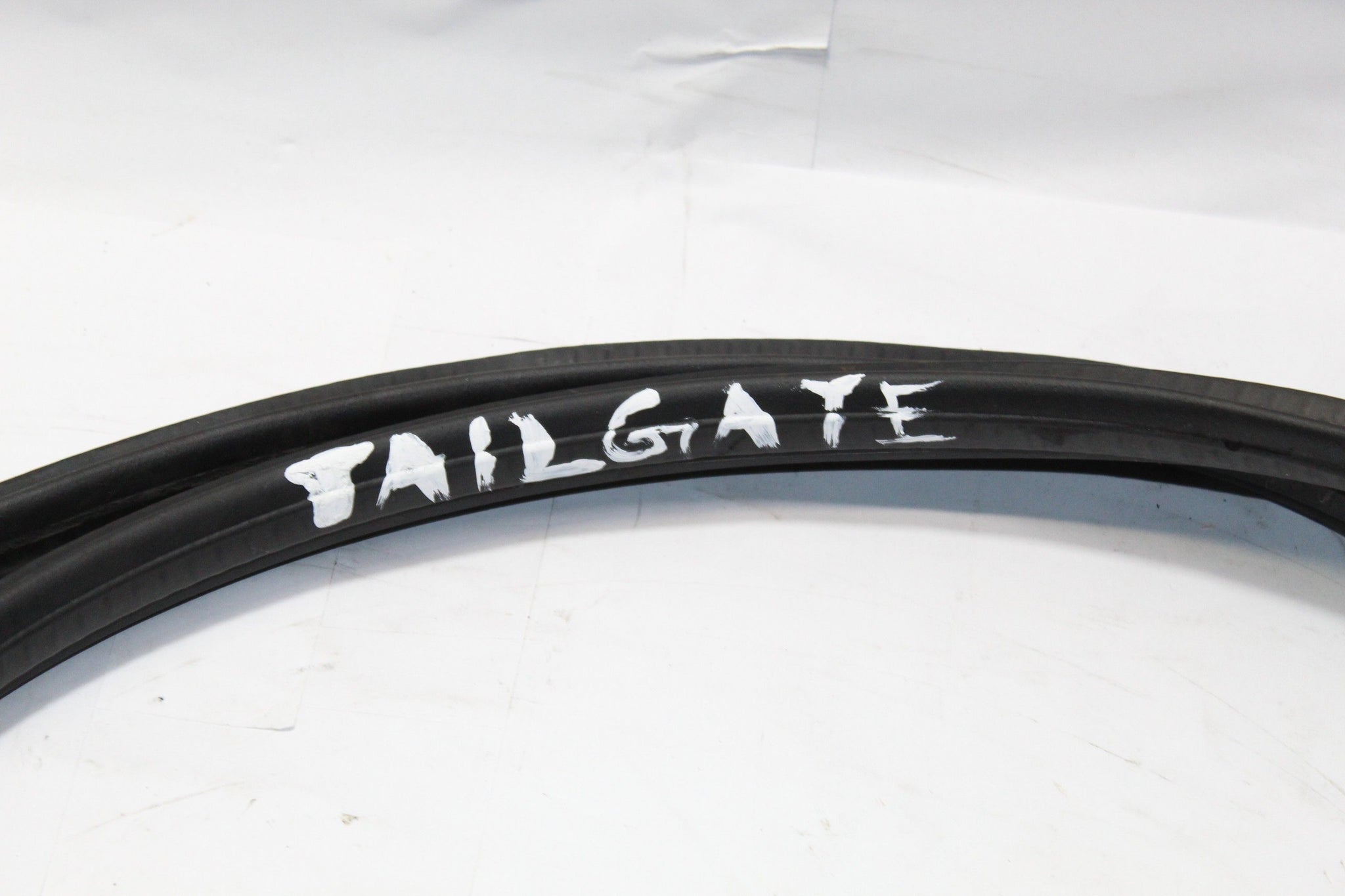 2011 PEUGEOT 107 Rear Tailgate Seal Rubber