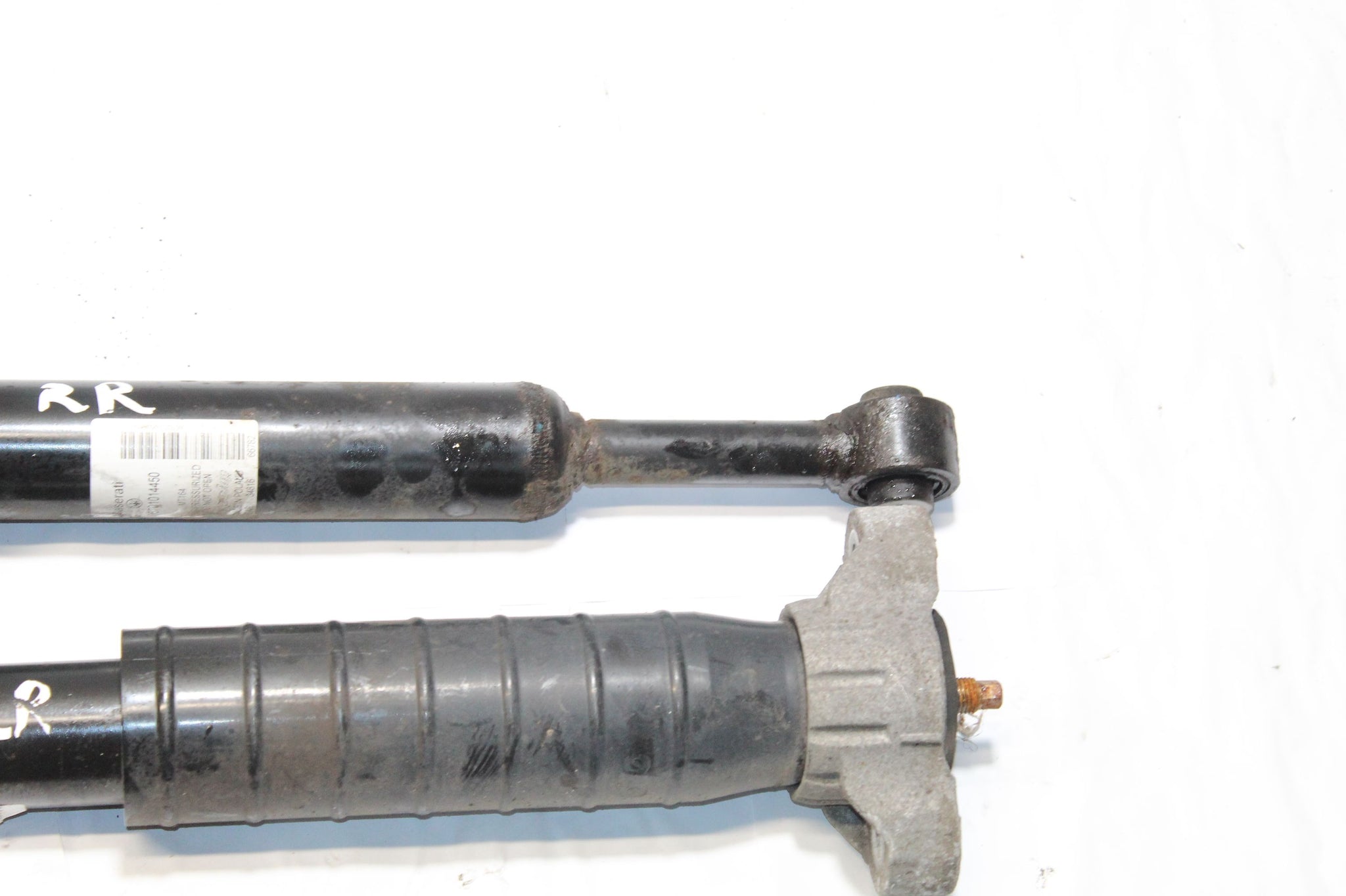 2017 MASERATI GHIBLI 3.0 Rear Shock Absorber Pair 06701014450