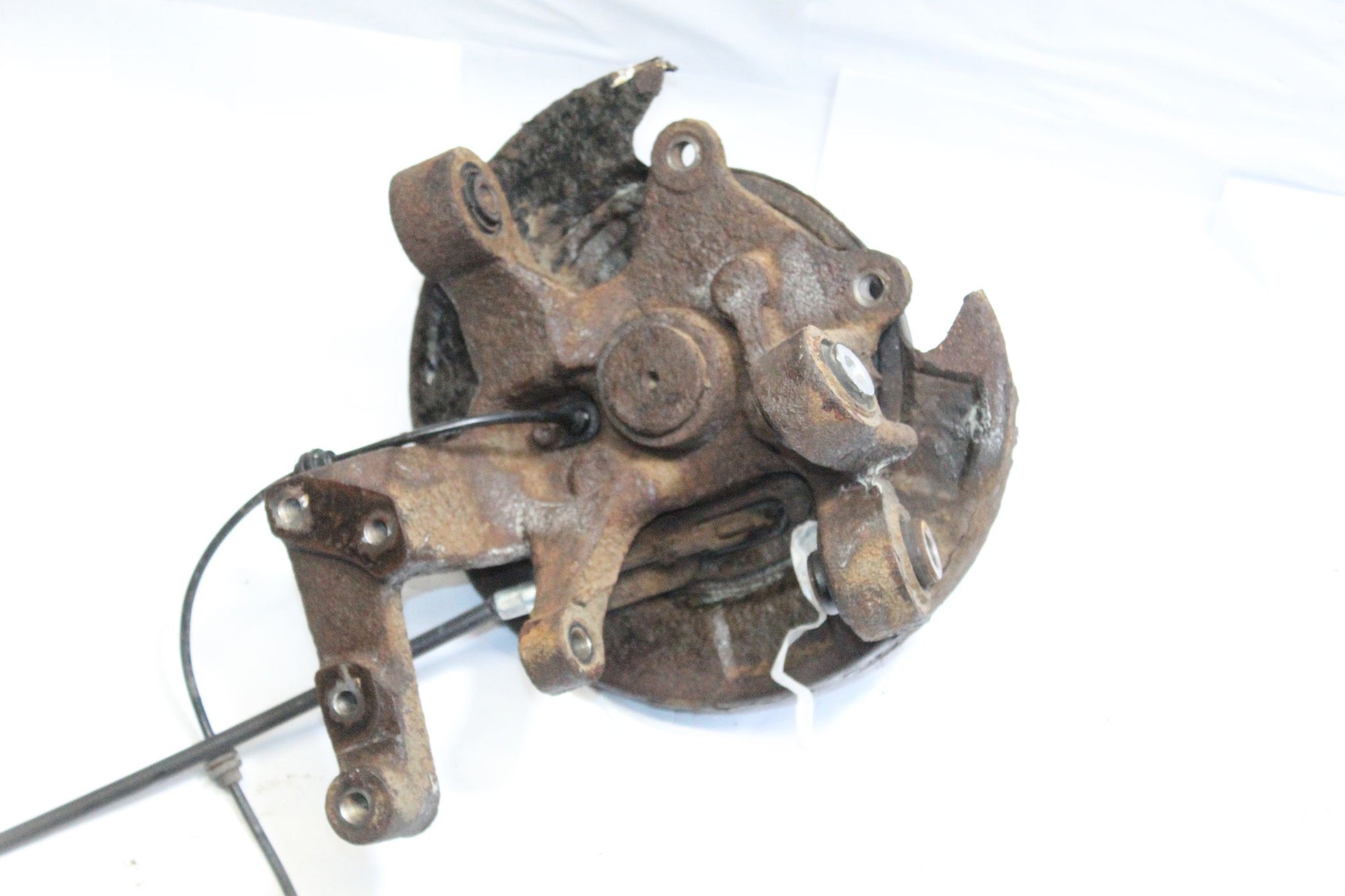 2013 SSANGYONG KORANDO Right side Rear Wheel Hub