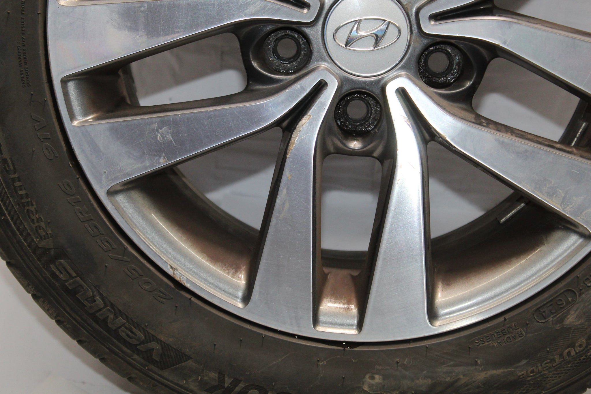 2017 HYUNDAI I30 MK3 Alloy Wheel with Tyre 205 / 55 R16 6.6MM