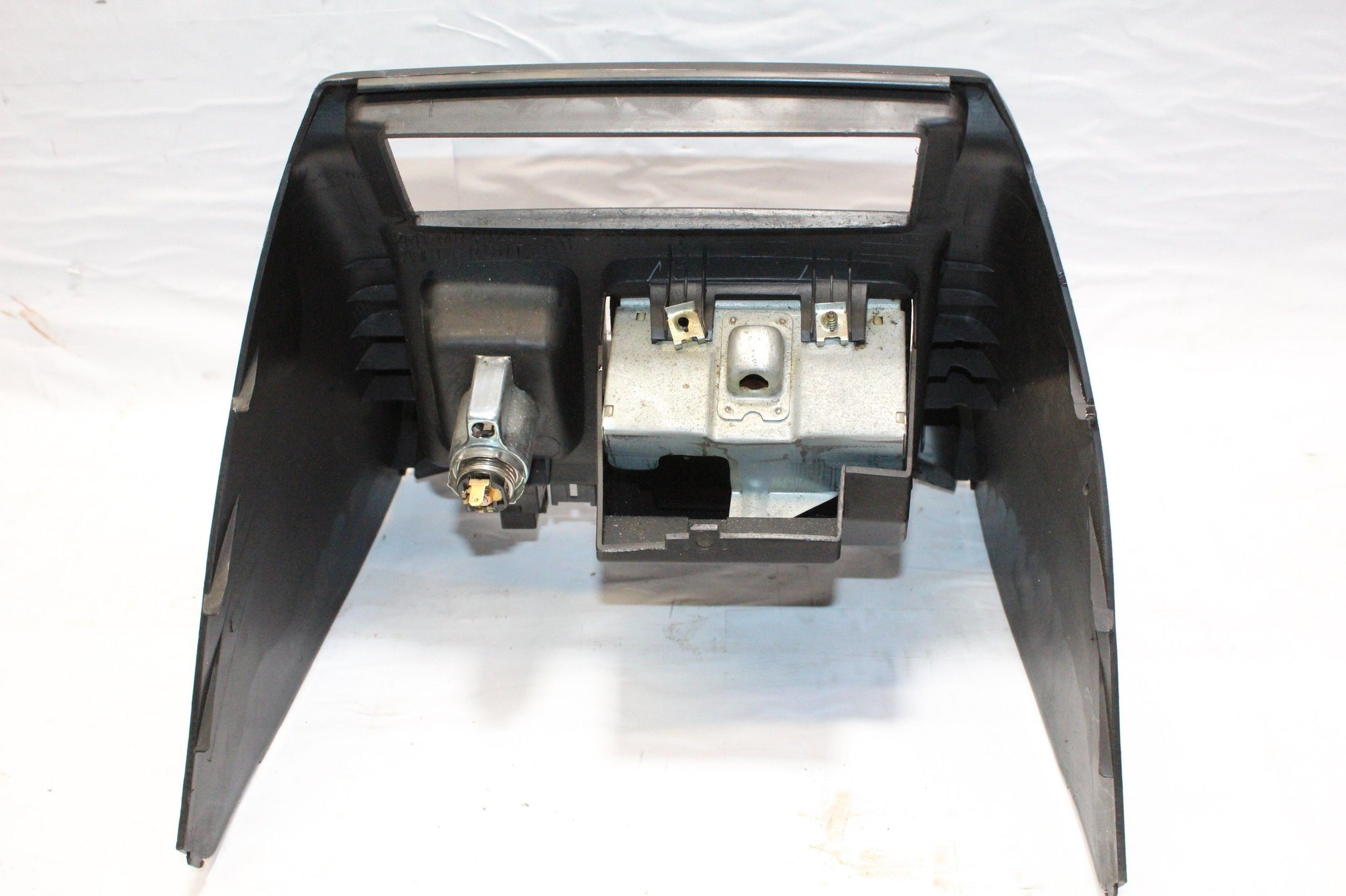 2005 MITSUBISHI SHOGUN Heated Seat Switches Cigarette Lighter Panel Trim