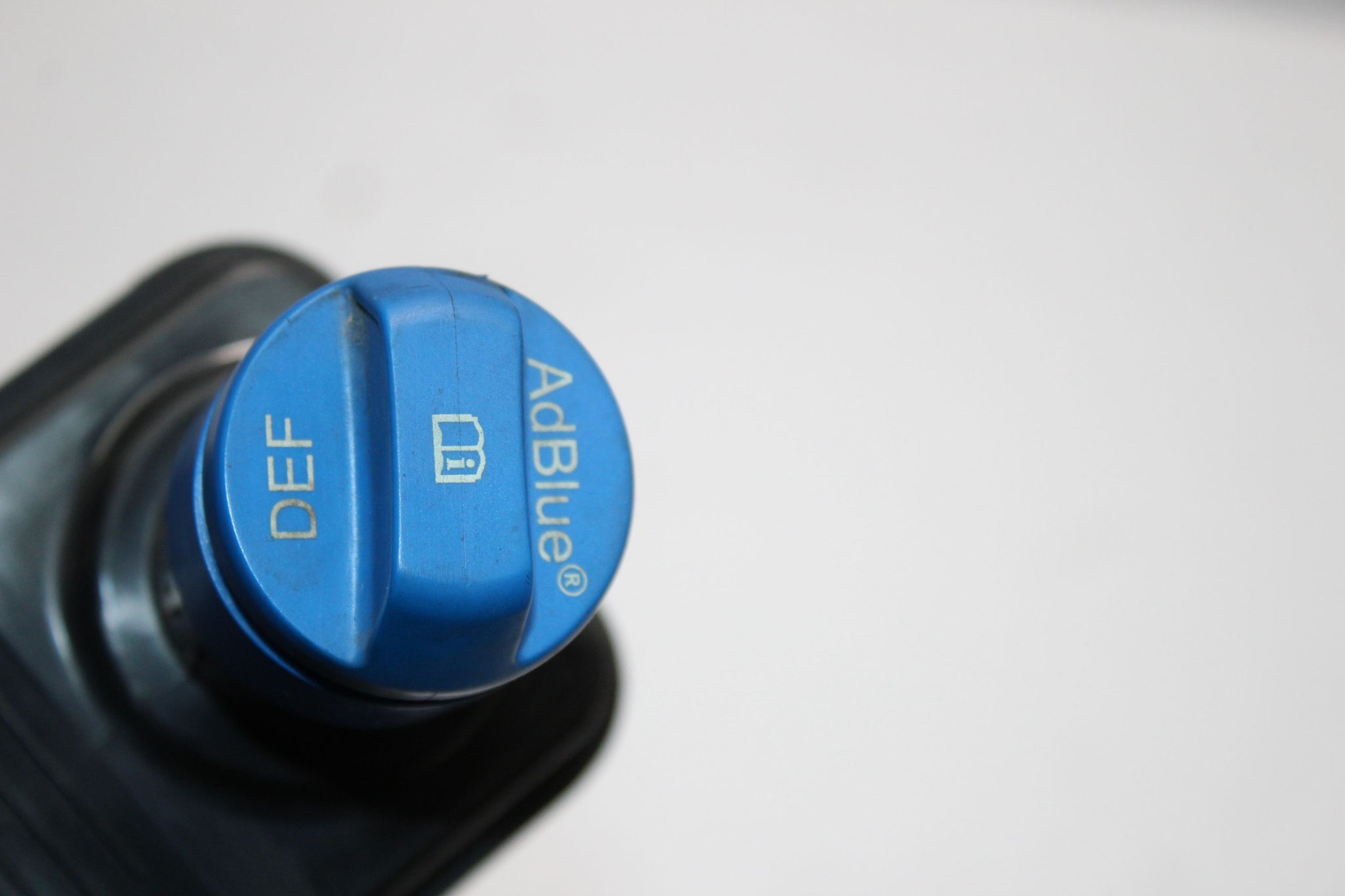 2019 HYUNDAI I40 1.6 Adblue Filler Neck Pipe
