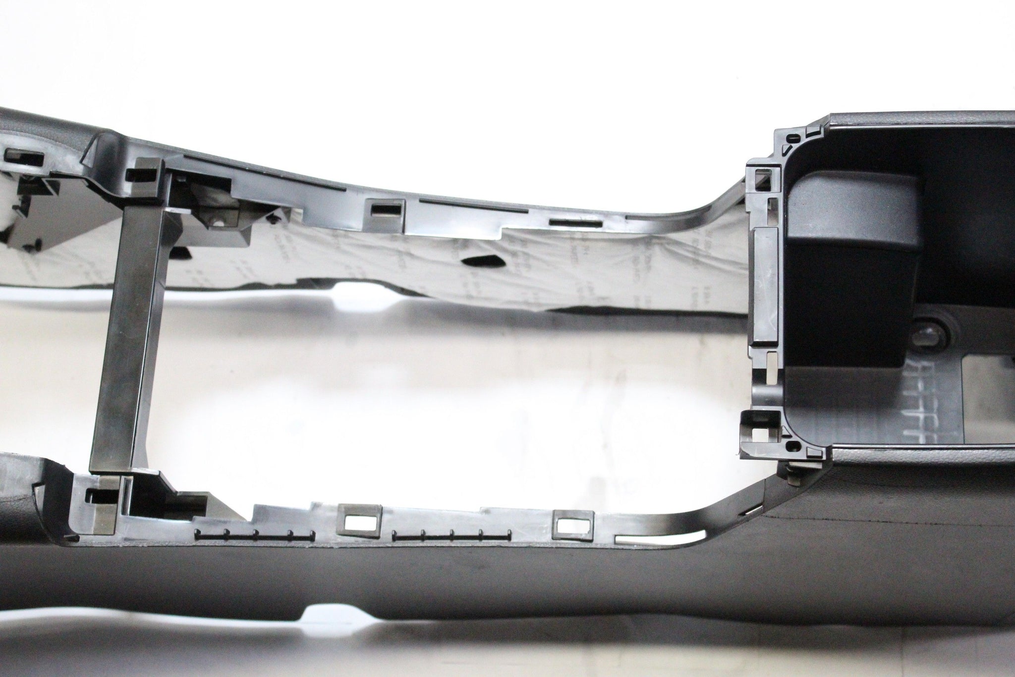 2014 KIA SPORTAGE Dashboard Centre Console with Armrest