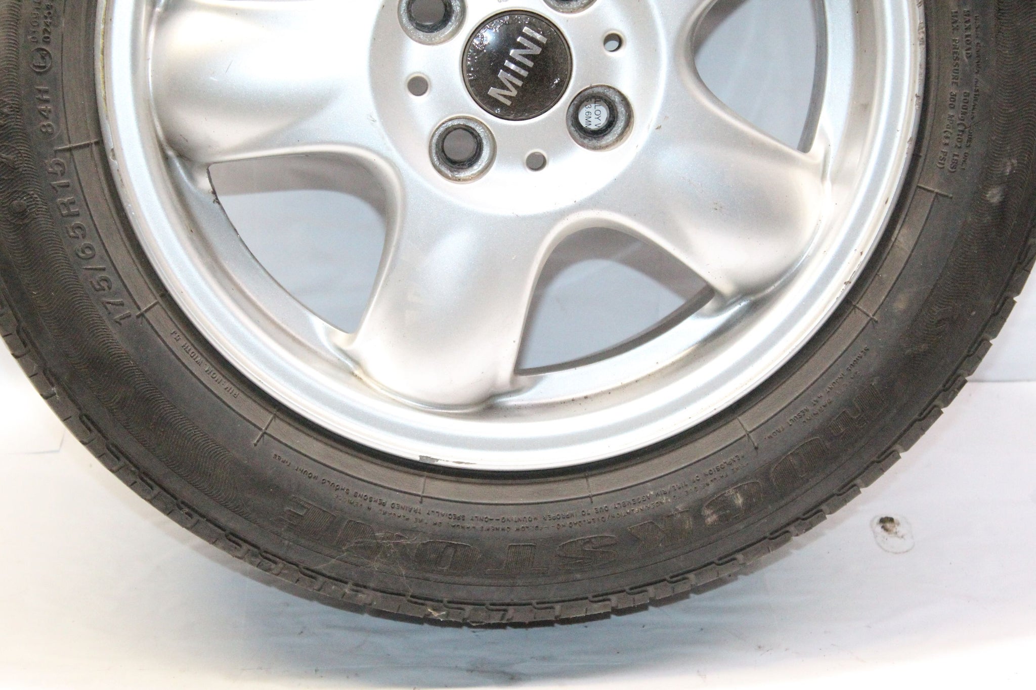 MINI COOPER R55 R56 R57 ALLOY WHEEL WITH TYRE 175 / 65 R15 3.3MM
