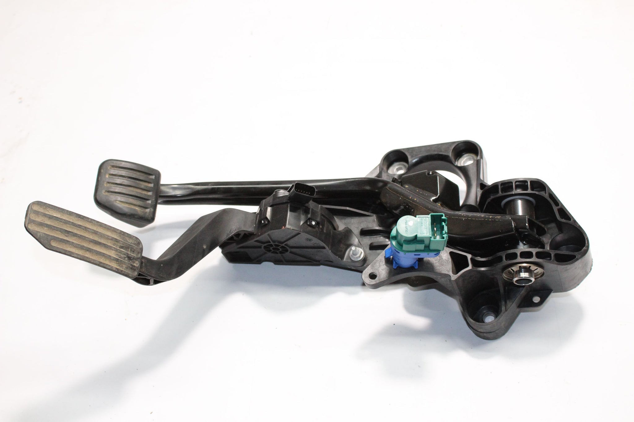 2016 RANGE ROVER EVOQUE 2.0 Brake and Accelerator Pedal FK72-9F836-DB