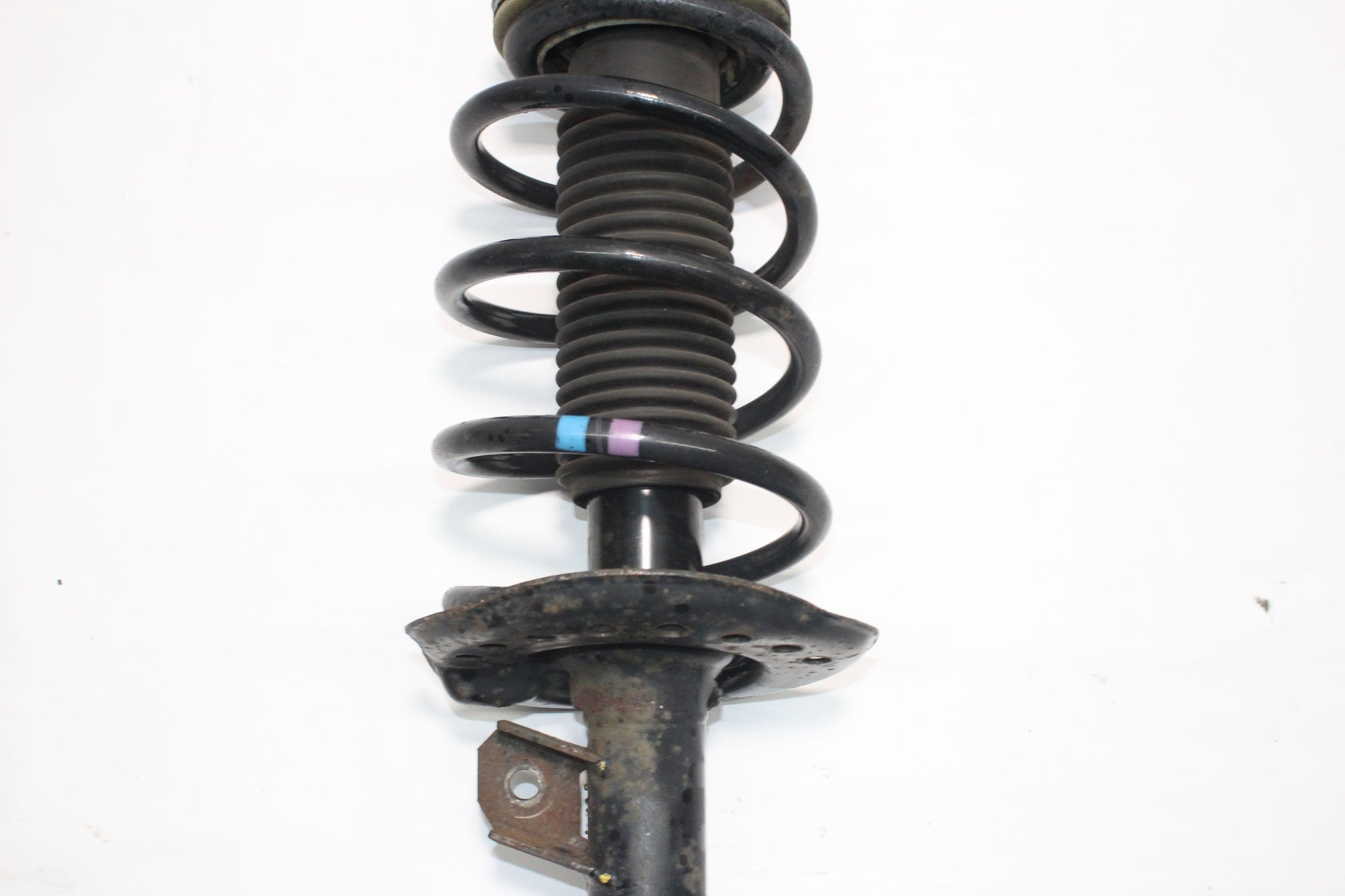2012 NISSAN QASHQAI +2 1.5 Right side Front Suspension Leg