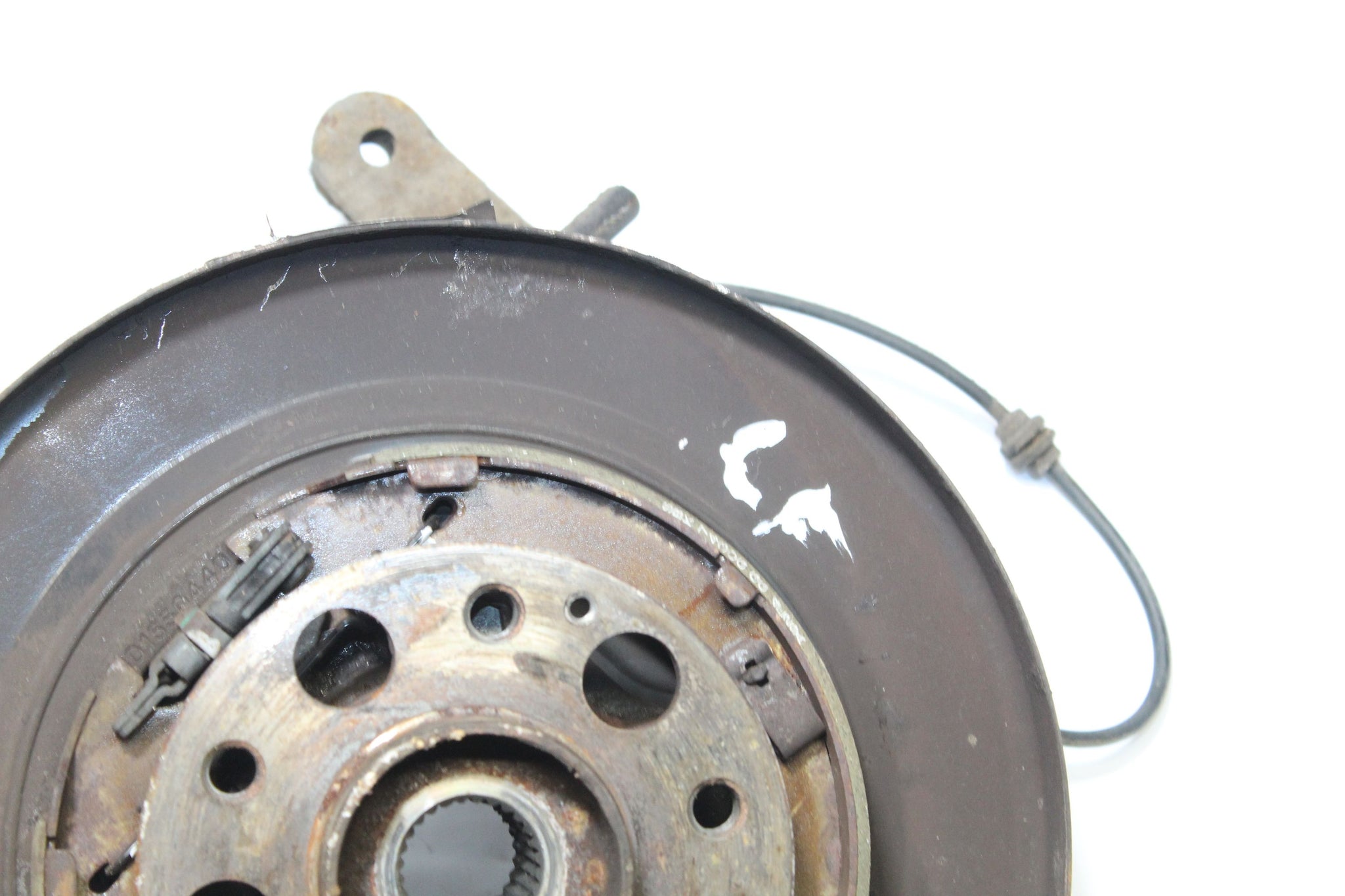 2015 SSANGYONG KORANDO 2.0 Left side Rear Wheel Hub