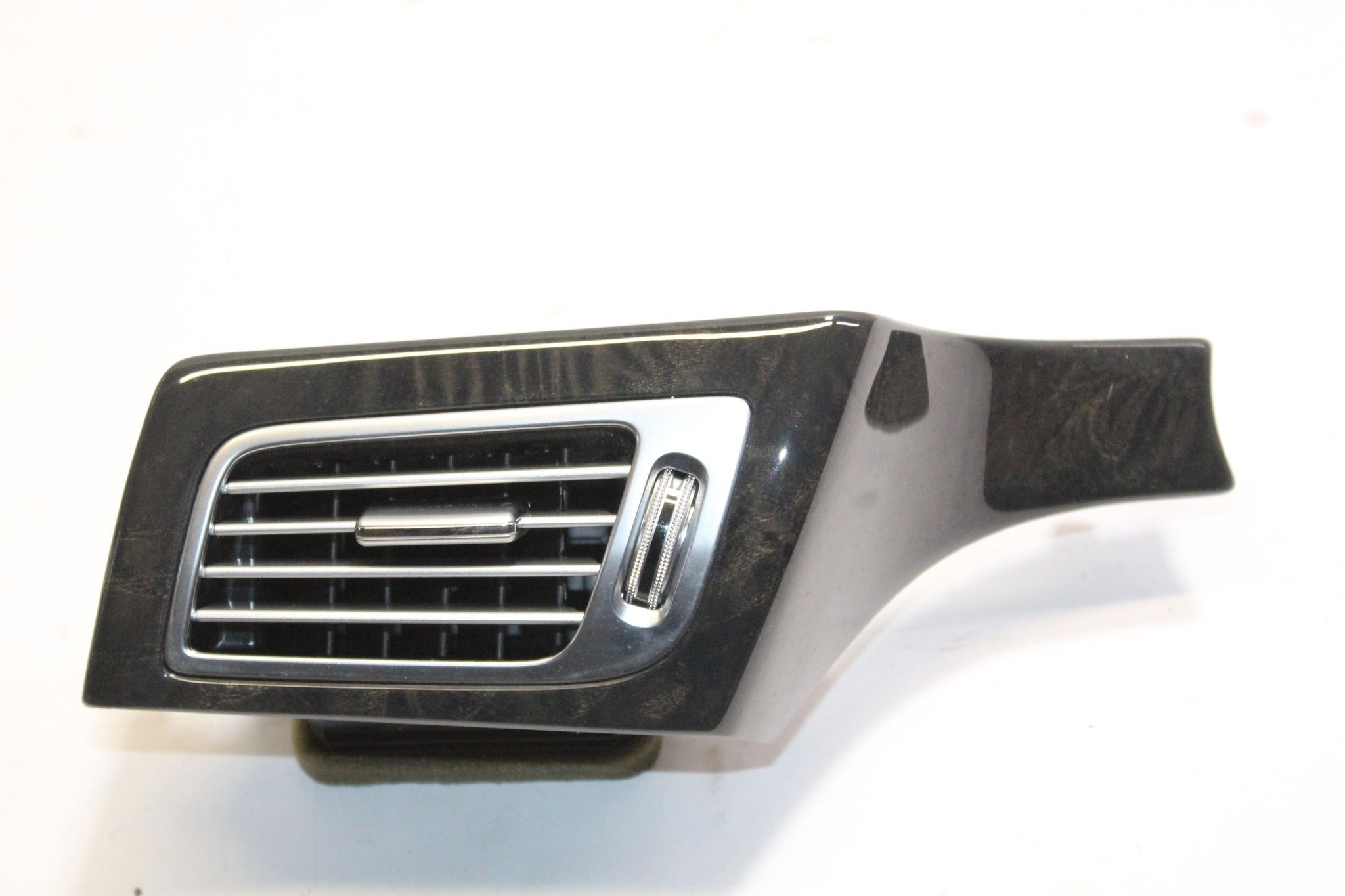 2016 MERCEDES CLS Class W218 C218 Right side Dashboard Air Vent A2188301054