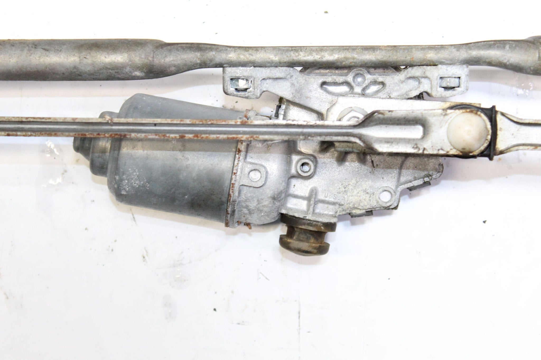 2014 JEEP COMPASS FRONT WINDSCREEN WIPER MOTOR LINKAGE 05303828AF