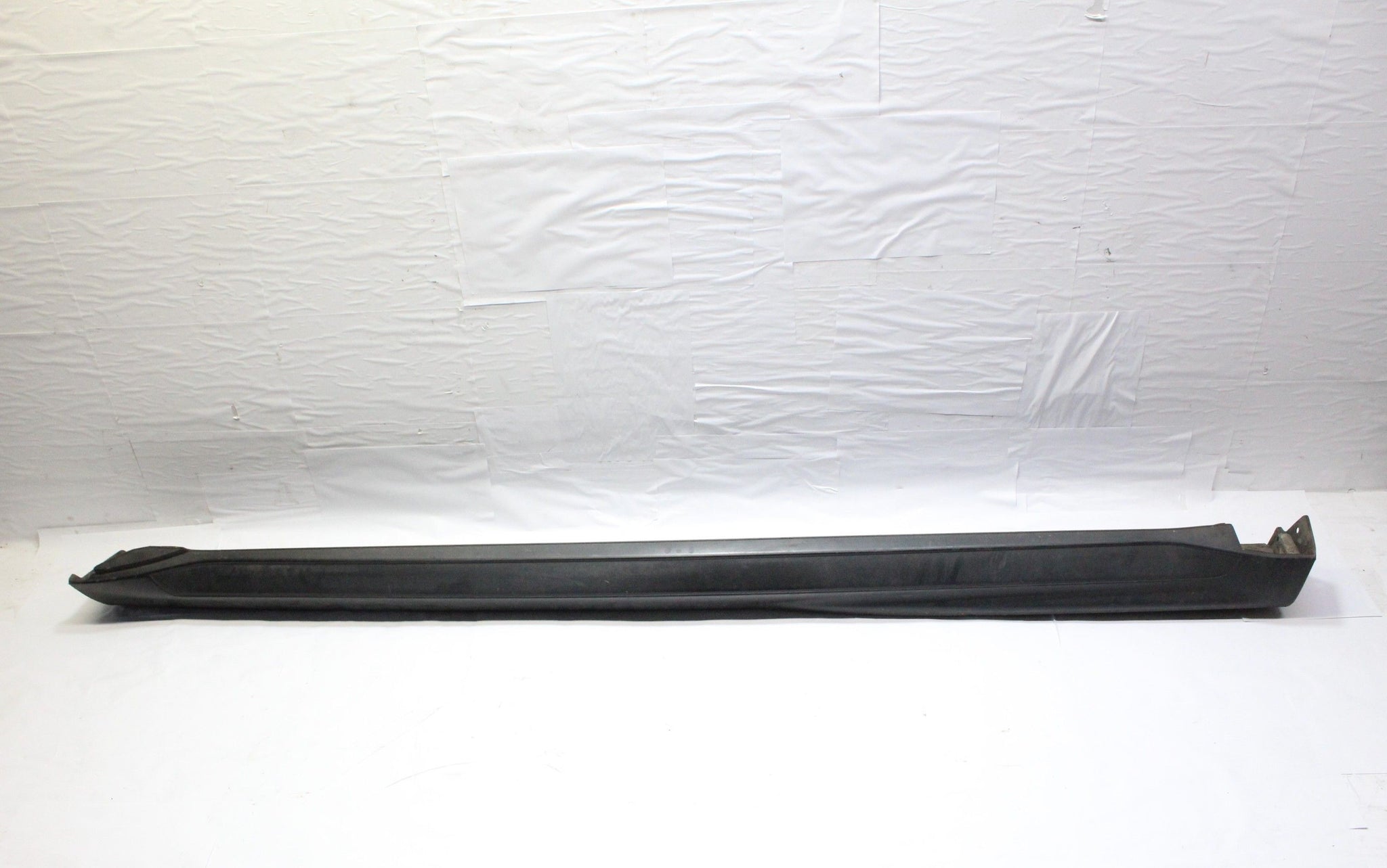 2008 Mitsubishi Outlander Right Side Skirt Sill 6512A255-02