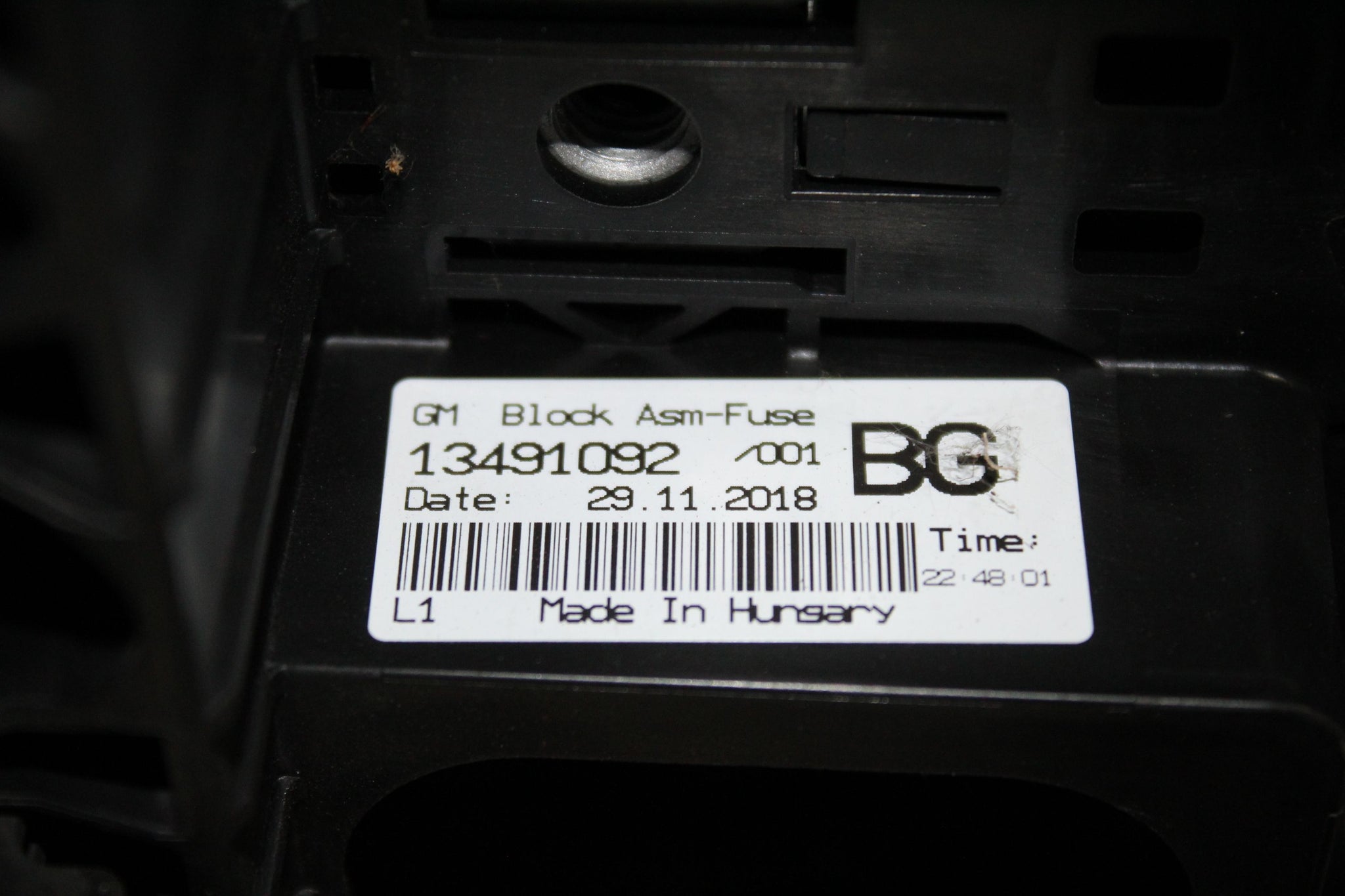 2019 VAUXHALL CORSA E 1.4 Battery Terminal Fuse Box 13491092