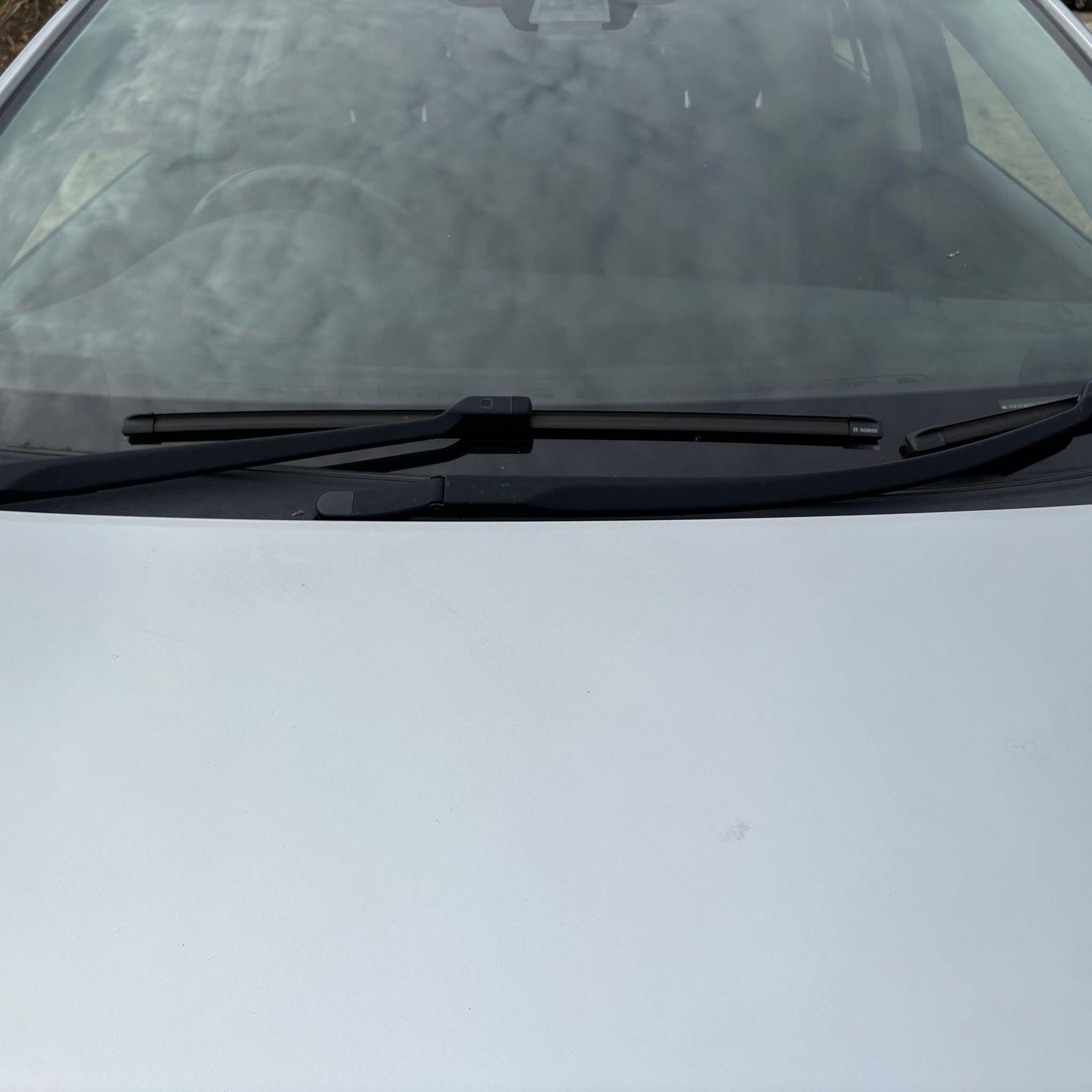2016 TOYOTA AVENSIS FRONT WIPER ARMS (PAIR)