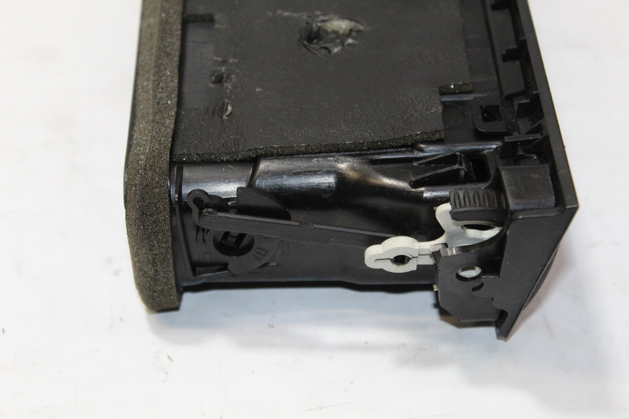 2006 BMW Z4 2.0 Dashboard Centre Air Vent 7025630