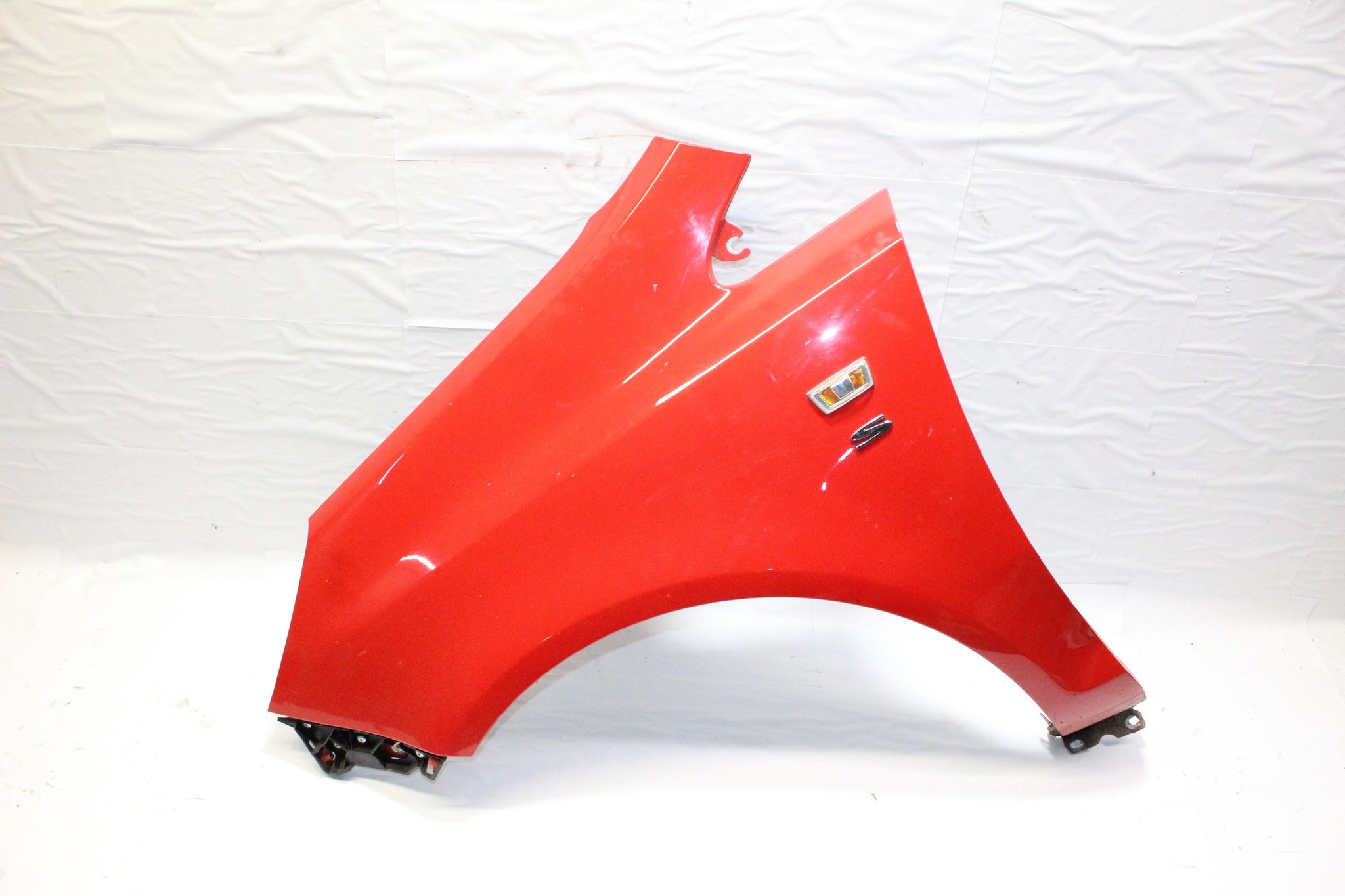 Vauxhall Corsa D wing left side front 2013