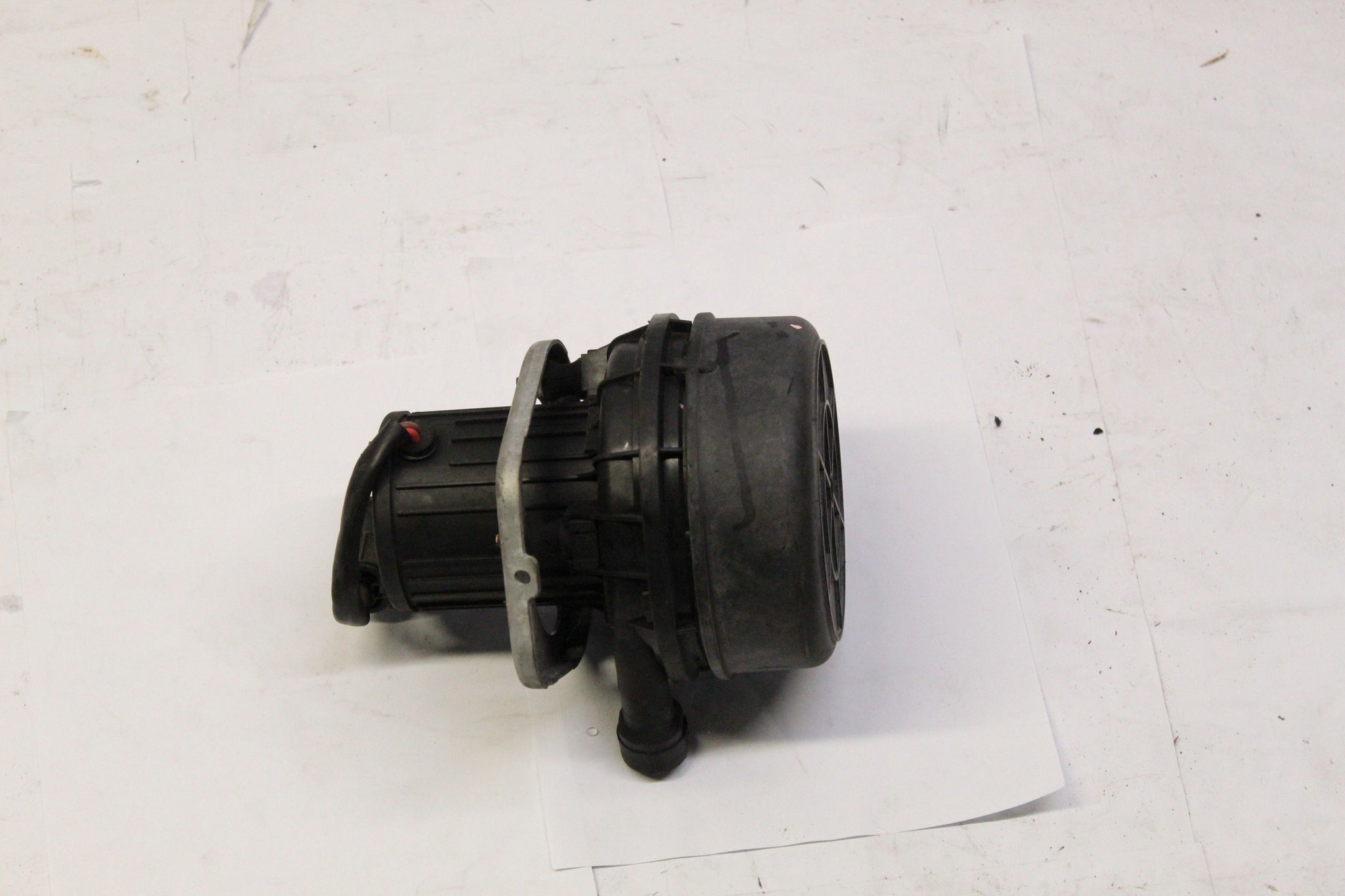 2006 BMW Z4 2.0 Secondary Auxiliary Air Pump 7556804
