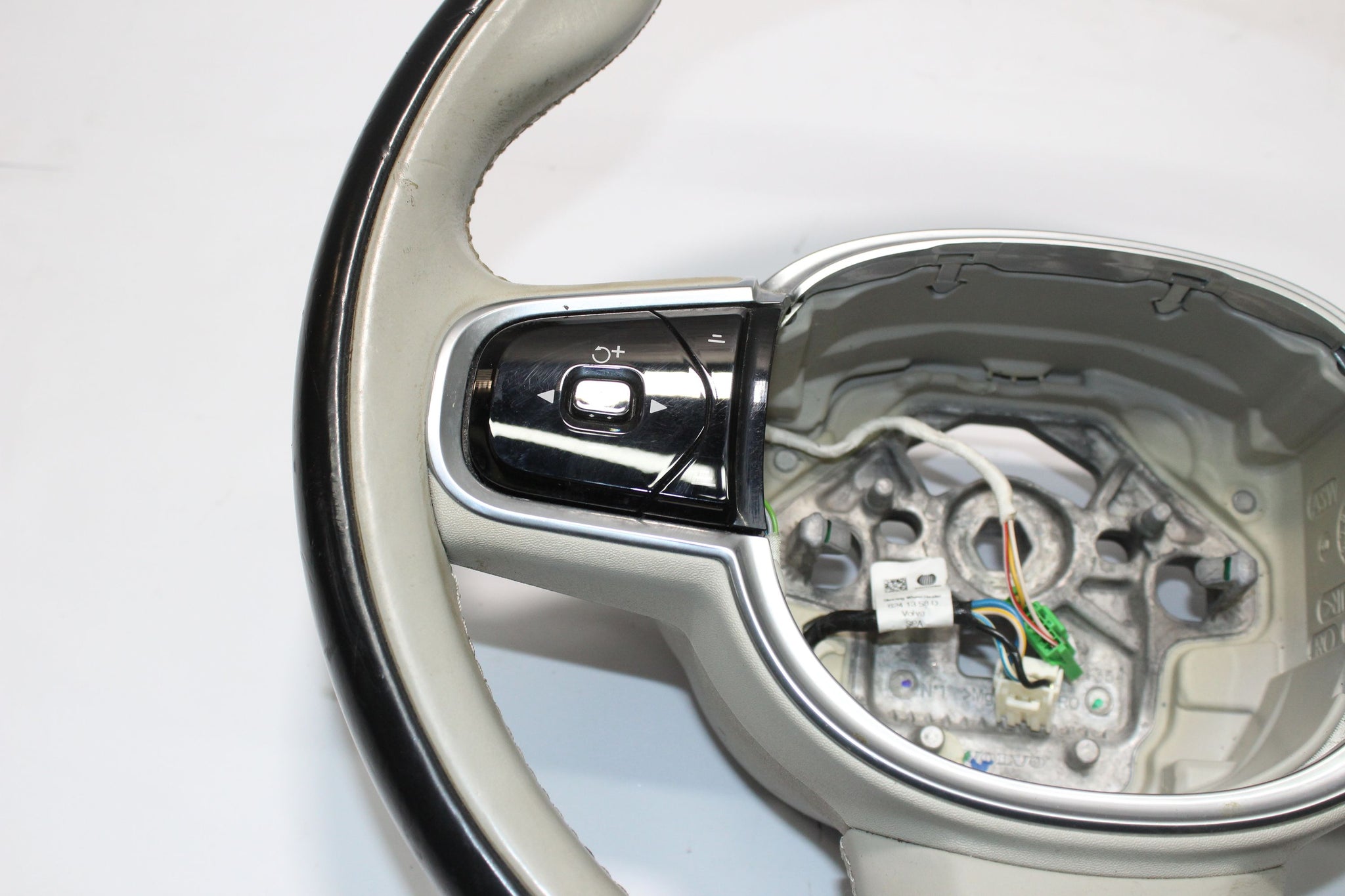 2015 VOLVO XC90 MK2 Multifunction Steering Wheel 31407818