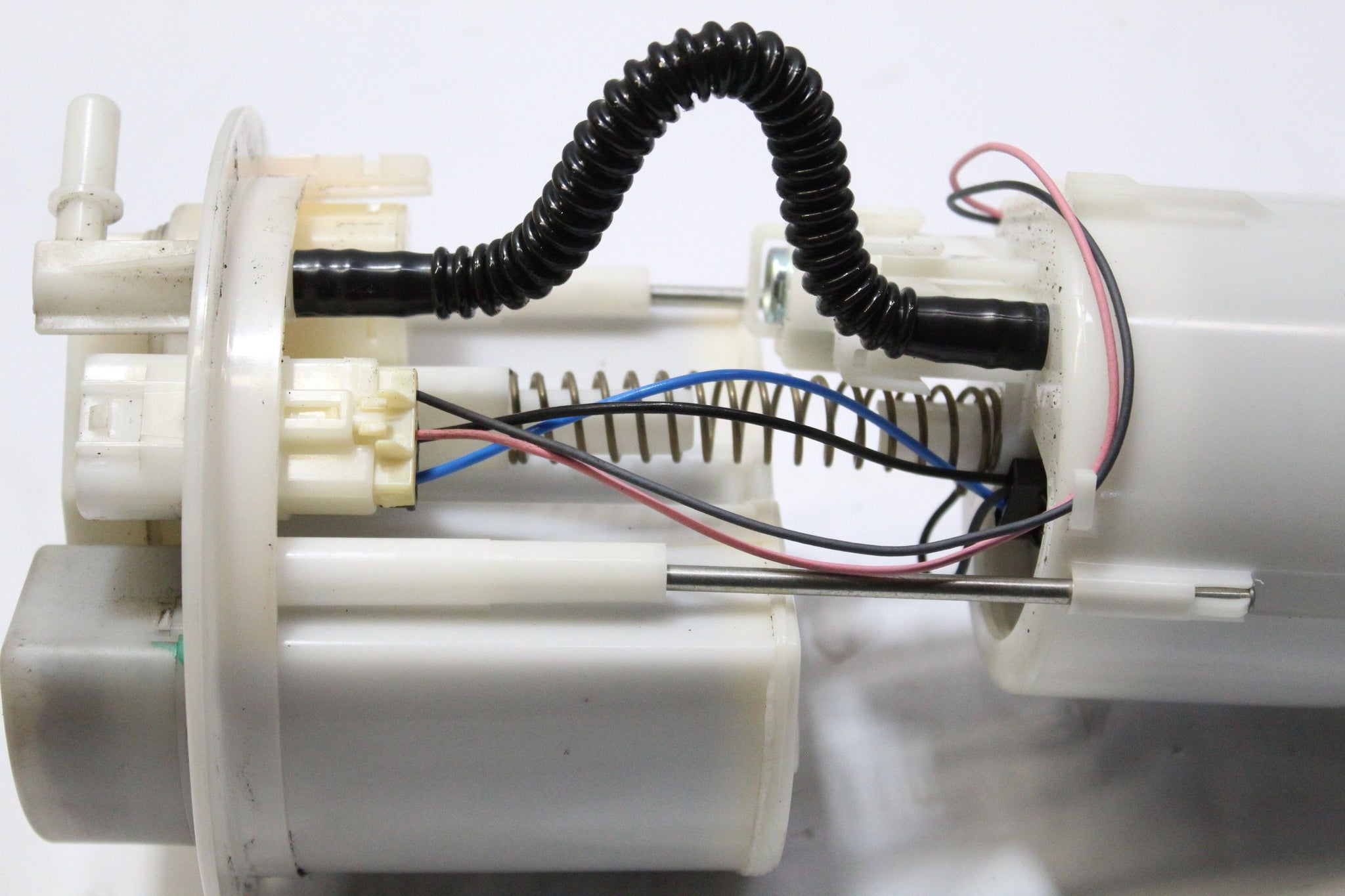 2011 PEUGEOT 107 1.0 Petrol Fuel Pump and Sender Unit 77020-0H030