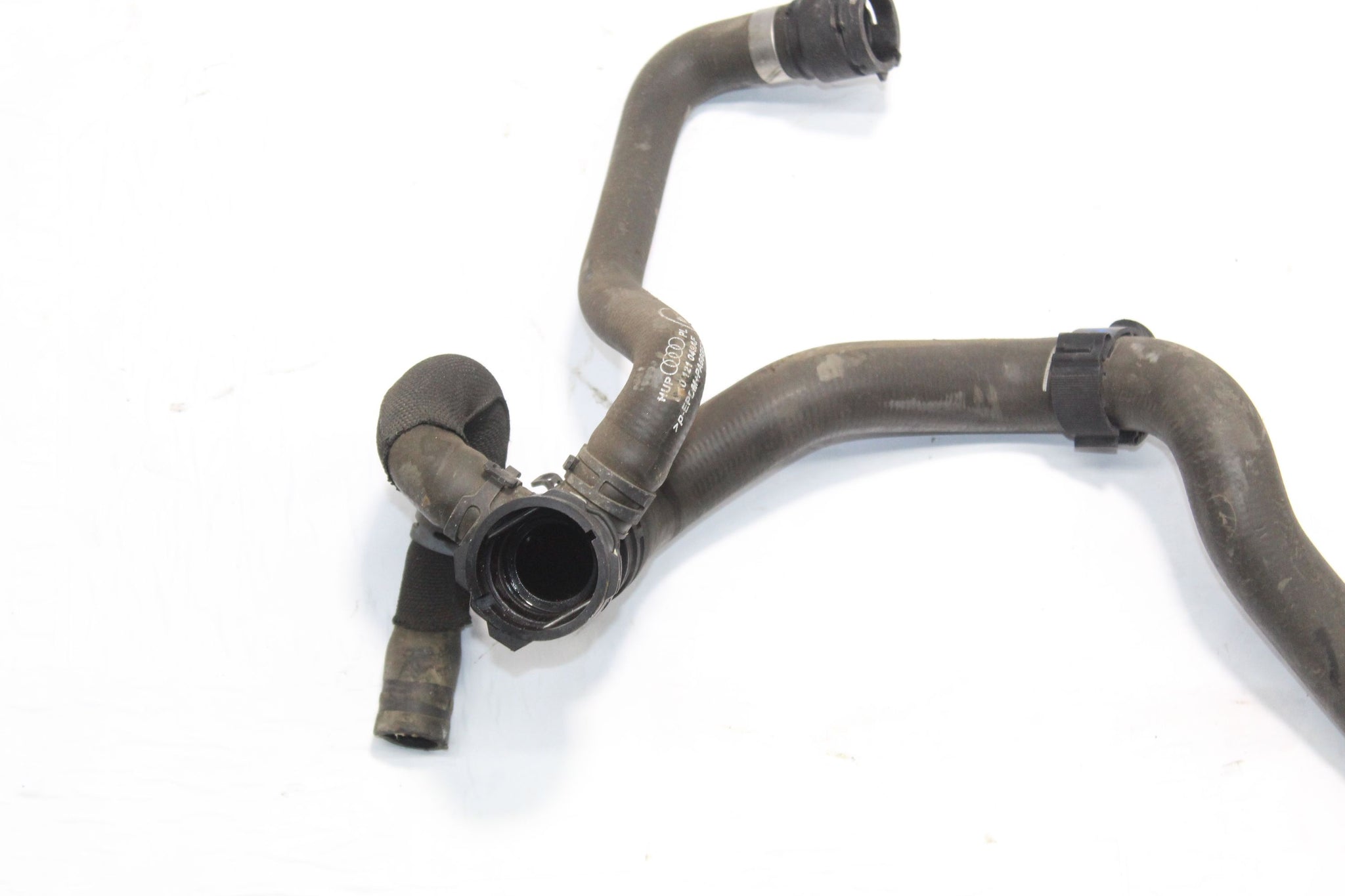 2014 AUDI A5 2.0 Water Coolant Pipe 8K0121049